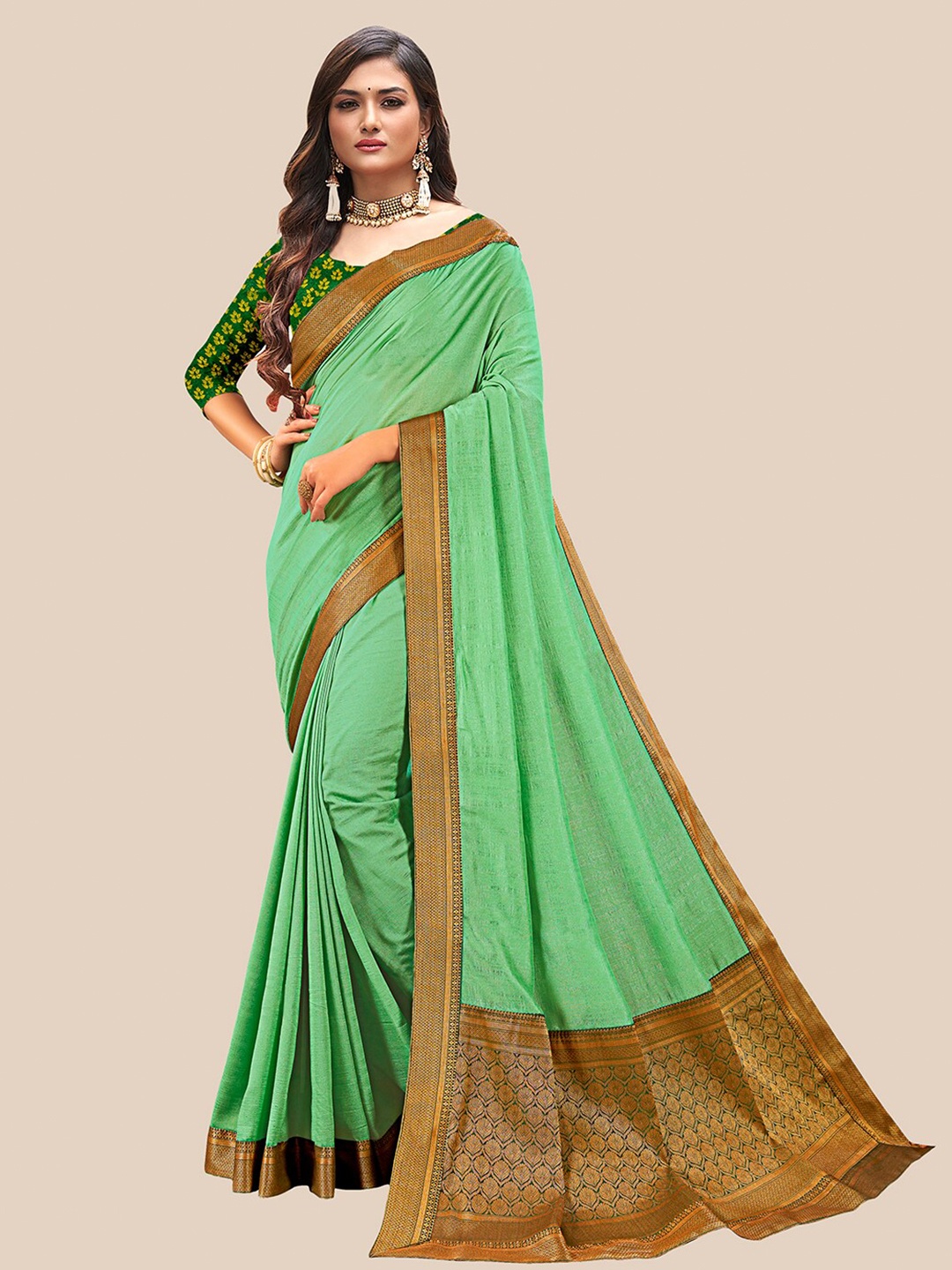 

UNITED LIBERTY Lime Green & Gold-Toned Patchwork Art Silk Block Print Saree