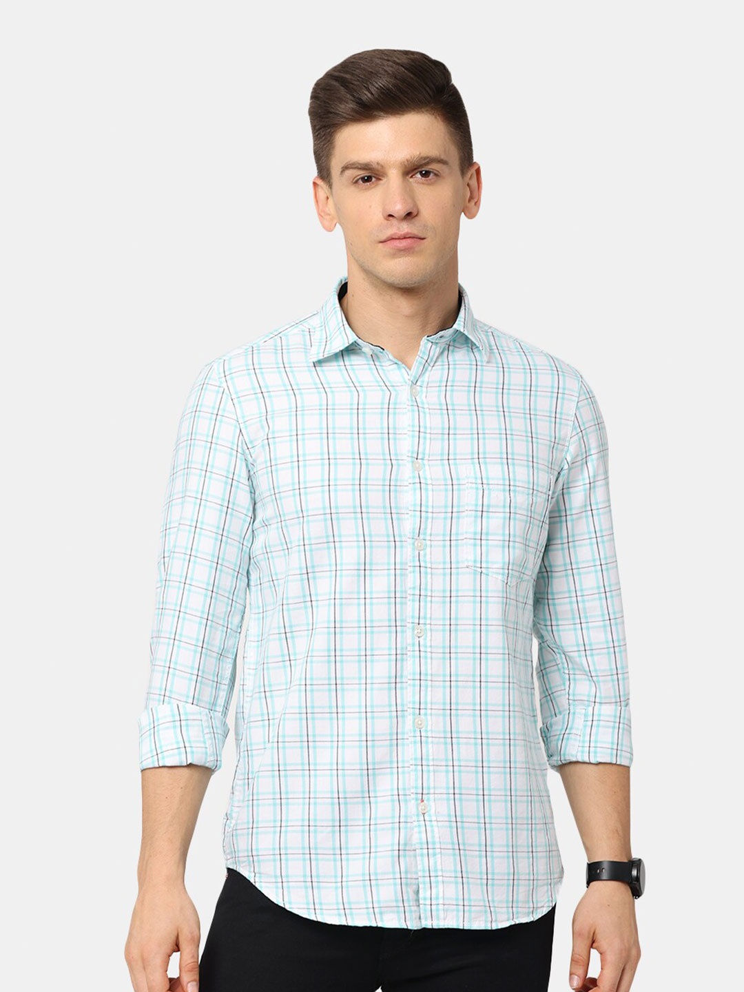 

NIRVAAN Men Off White Classic Slim Fit Checked Casual Shirt