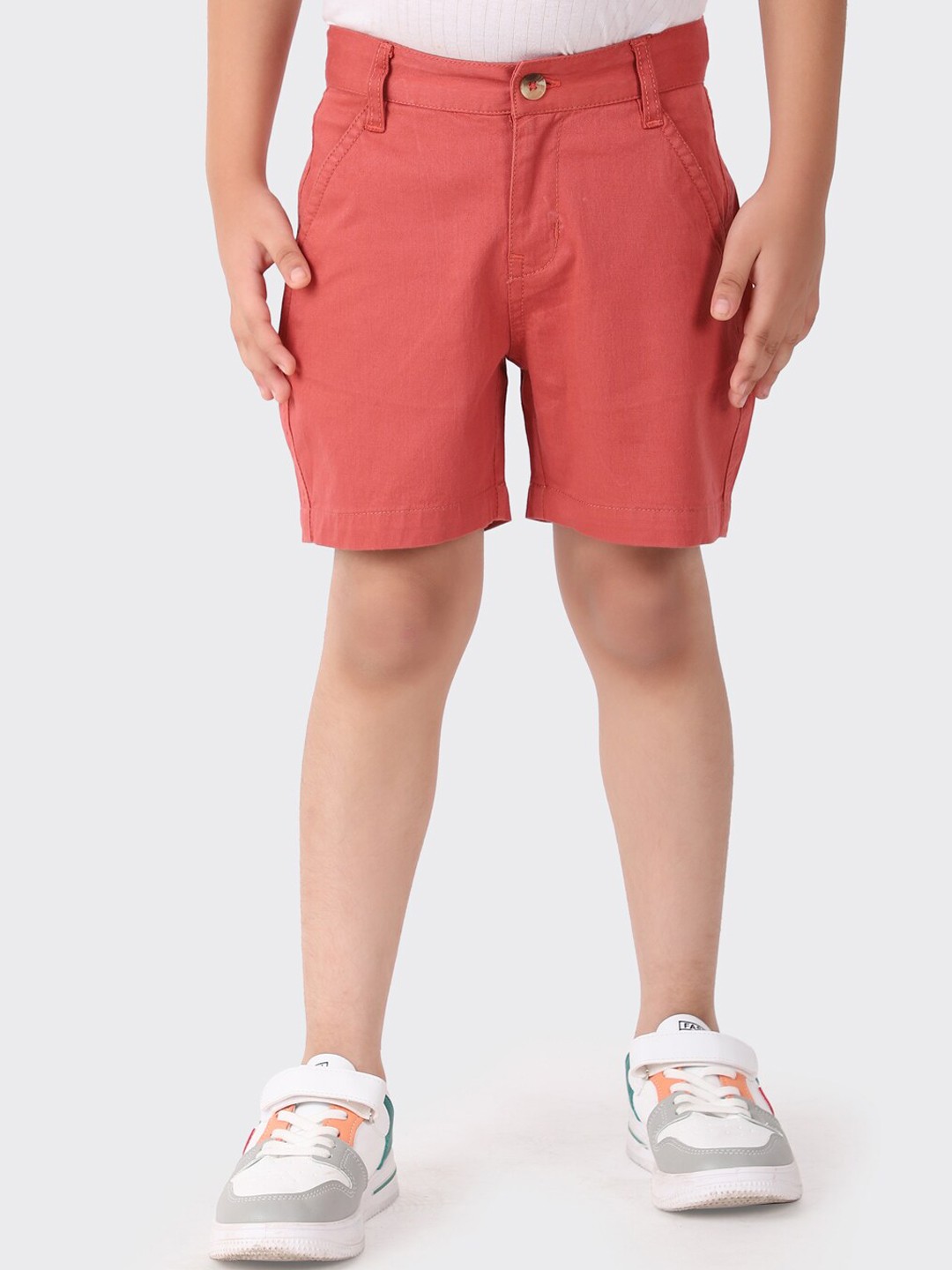 

Fabindia Boys Red Solid Shorts