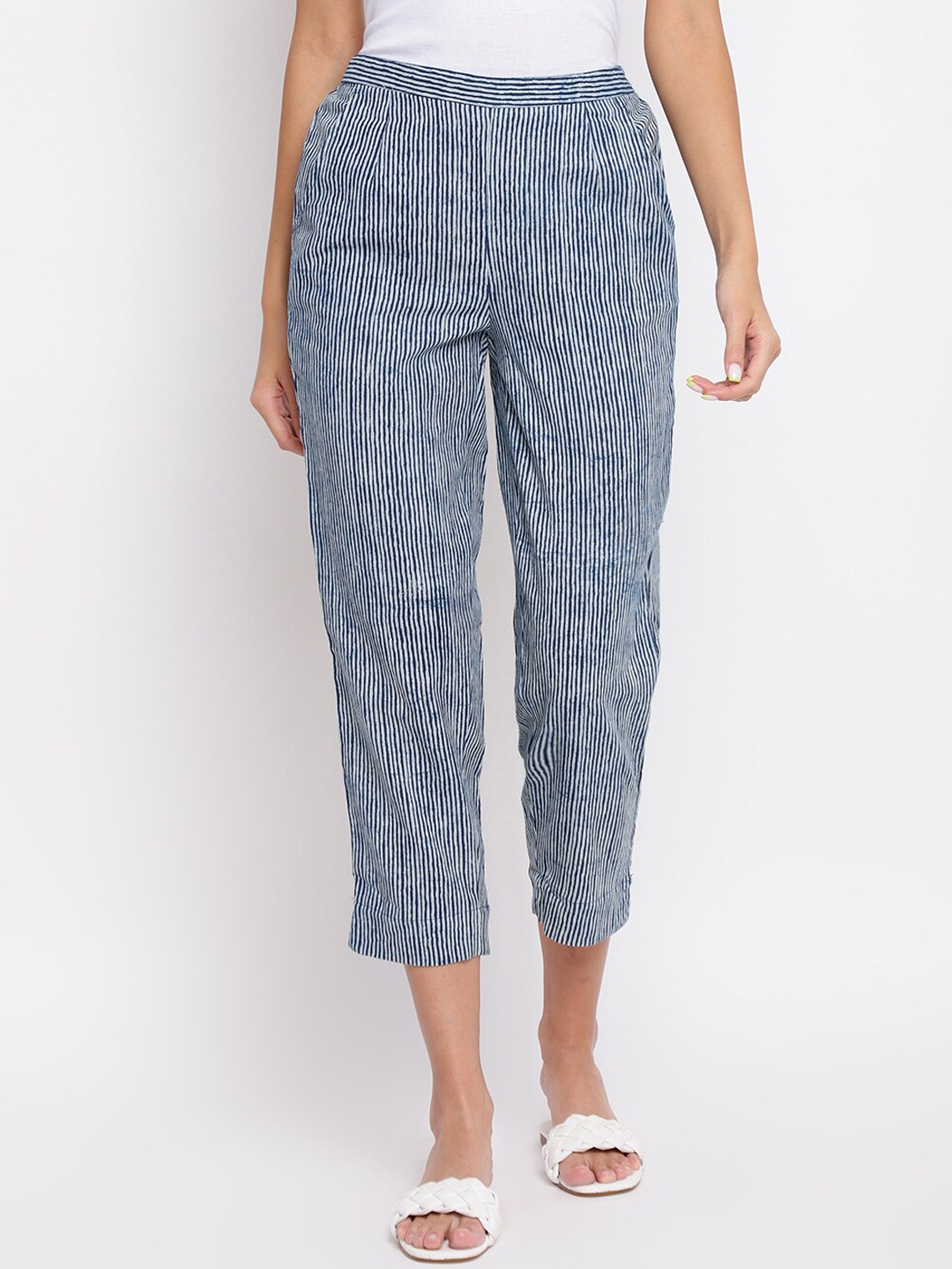 

Fabindia FabBasic Women Blue Striped Slim Fit Trouser