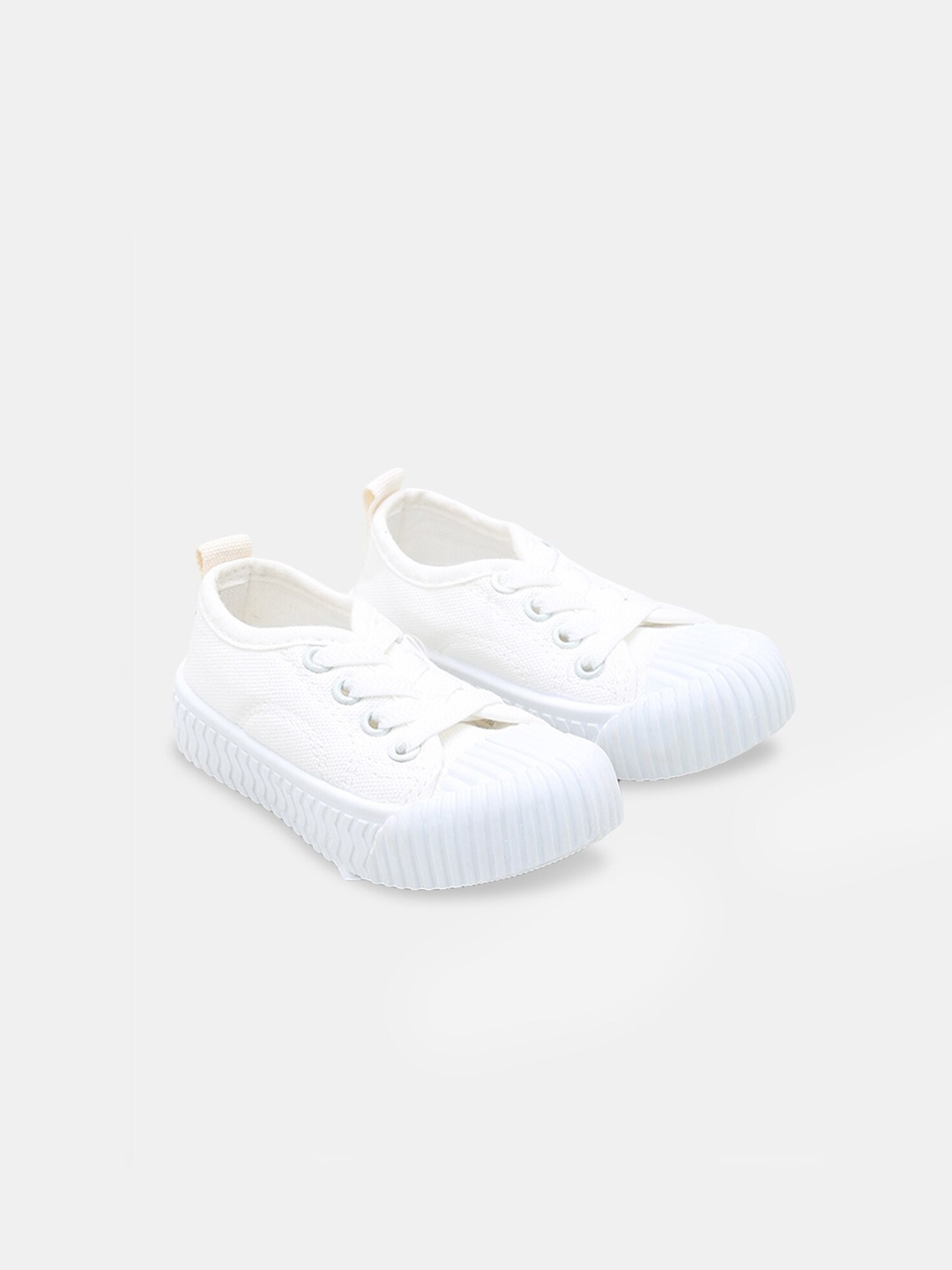 

Hopscotch Kids White Solid Sneakers