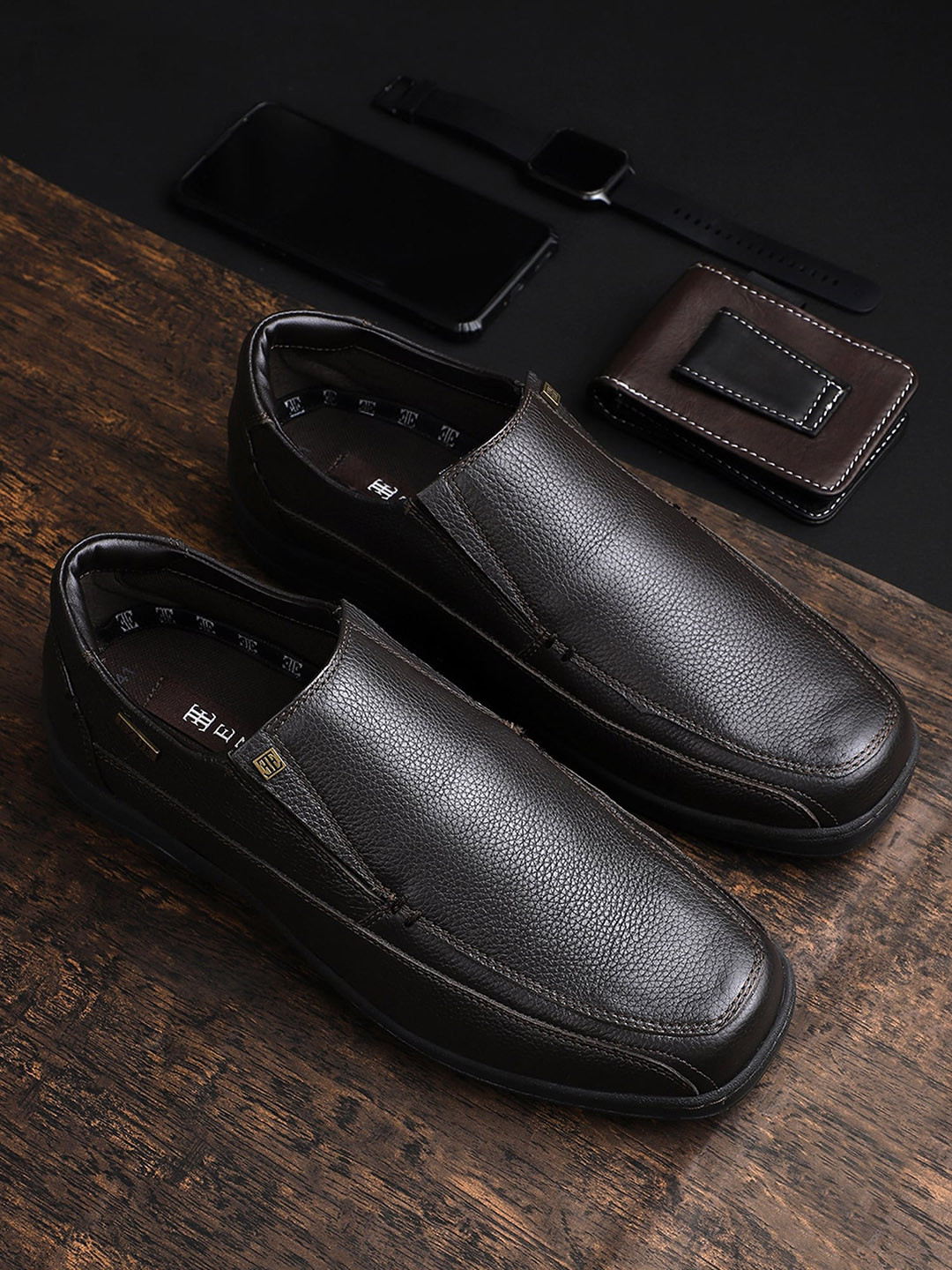 

EZOK Men Brown Textured Leather Loafers