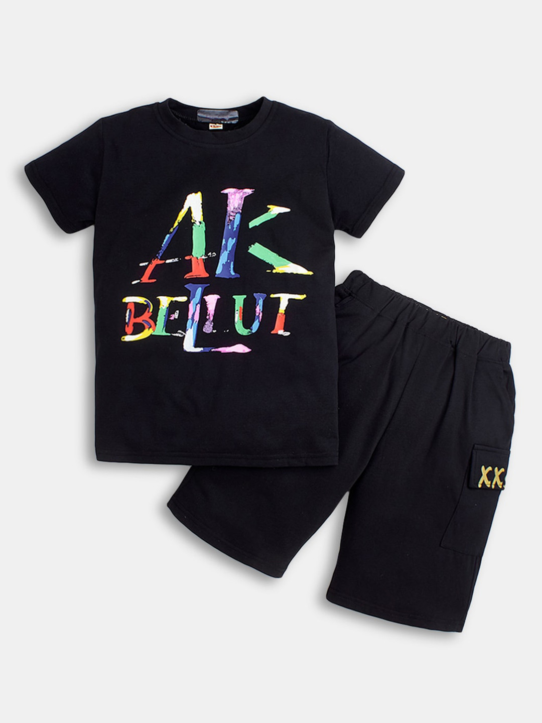 

Hopscotch Boys Black & Green Printed T-shirt with Shorts