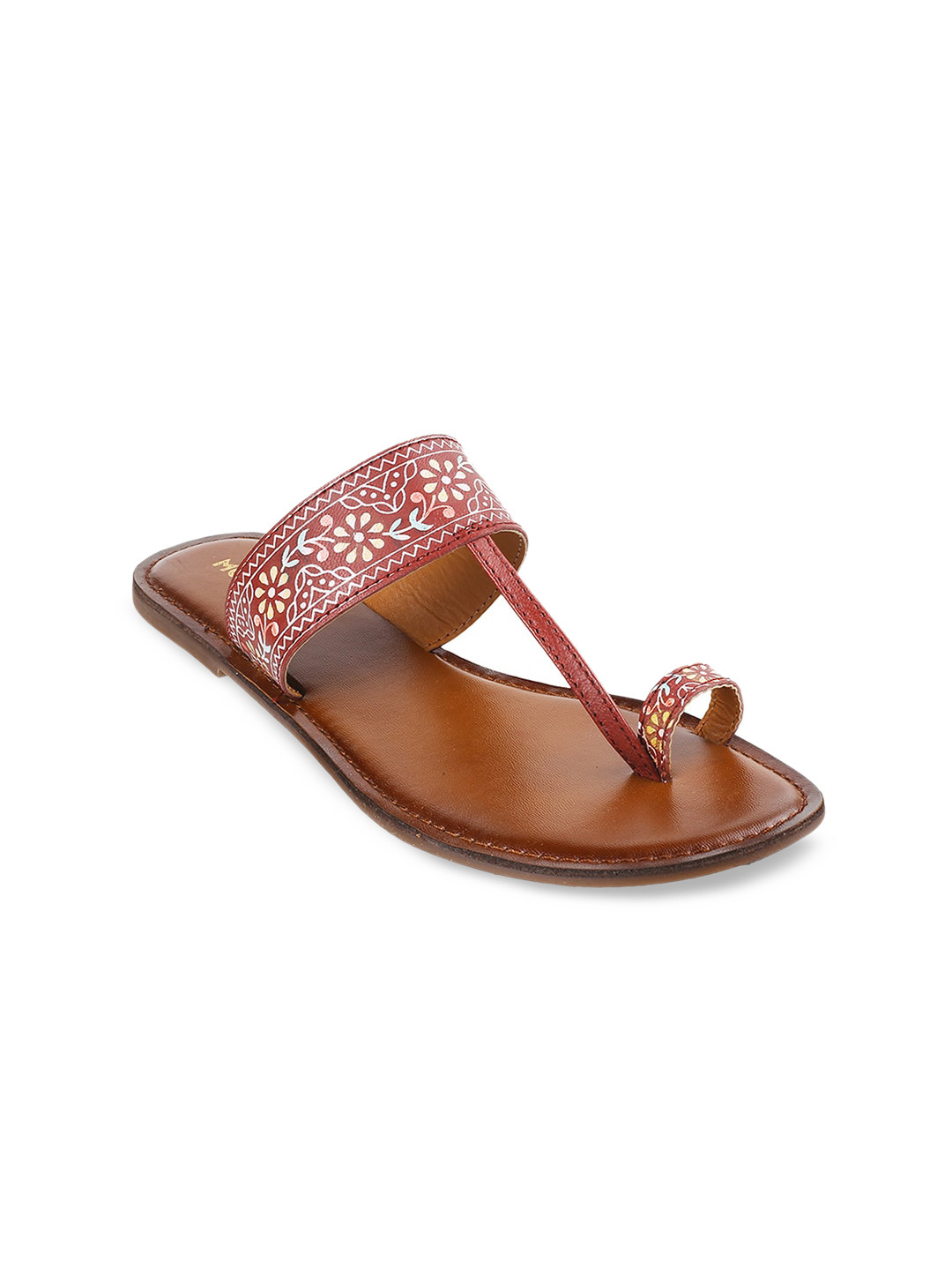 

Mochi Women Maroon One Toe Flats