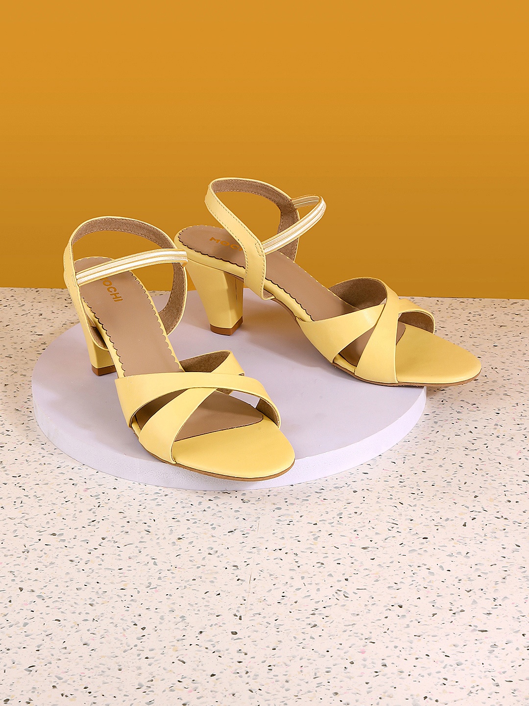 

Mochi Yellow Colourblocked Block Sandals