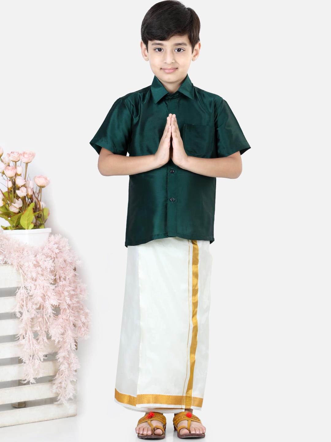 

BownBee Boys Green & White Shirt with South Indian Mundu Lungi