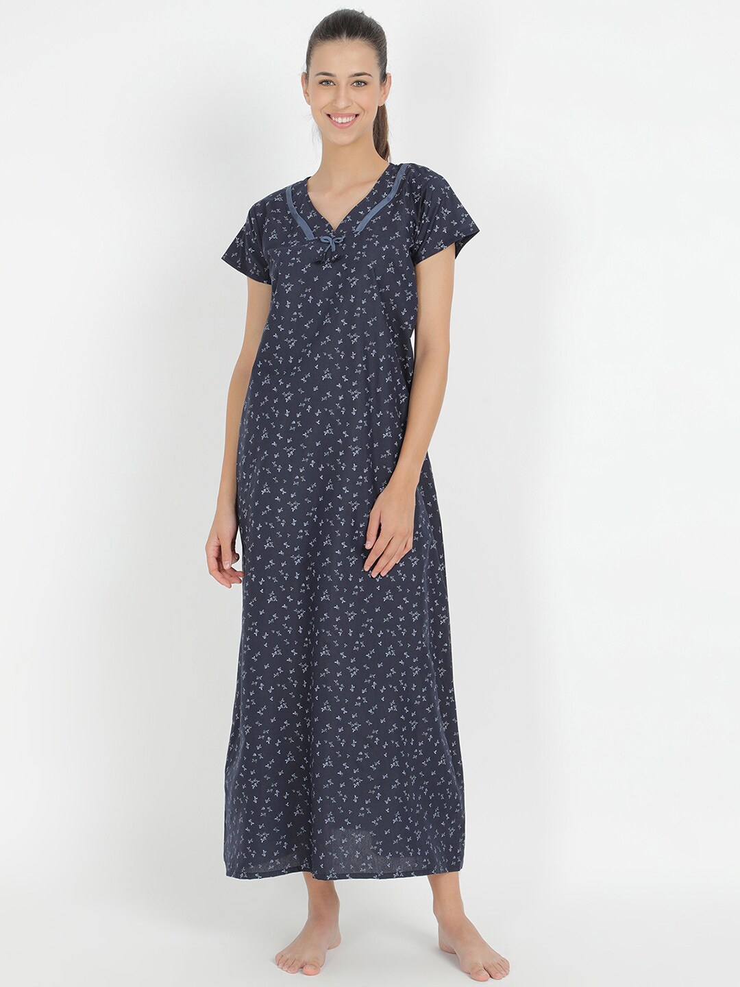 

V2 Value & Variety Blue Printed Maxi Nightdress 1125000345001