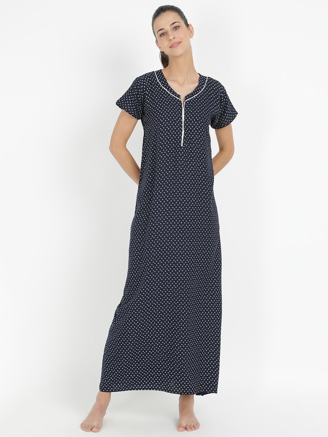 

V2 Value & Variety Blue Printed Maxi Nightdress