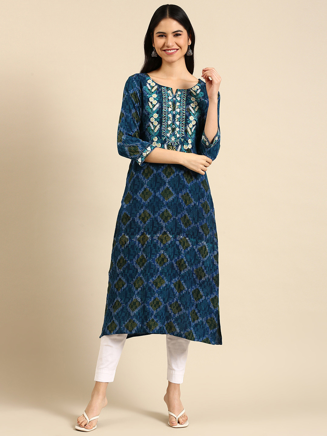 

RANGMAYEE Women Blue & Green Geometric Printed Thread Work Cotton Straight Kurta