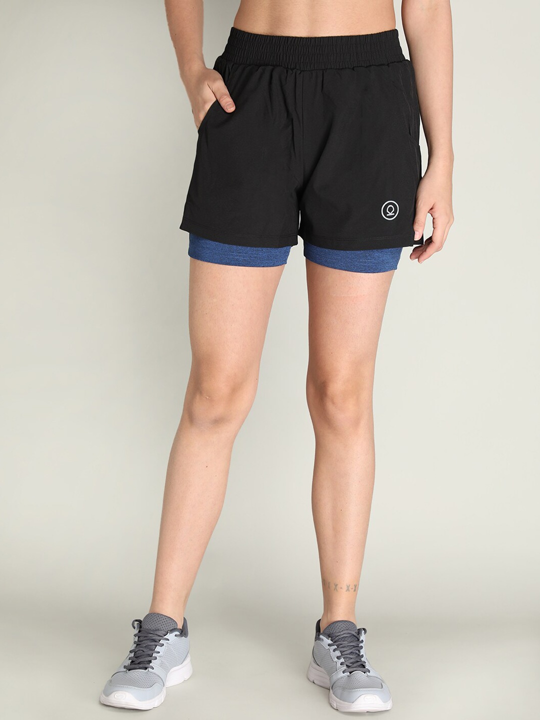 

CHKOKKO Women Black Training or Gym Sports Shorts