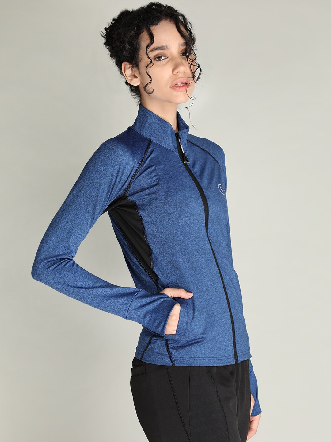 

CHKOKKO Women Blue Lightweight Training or Gym Sporty Jacket