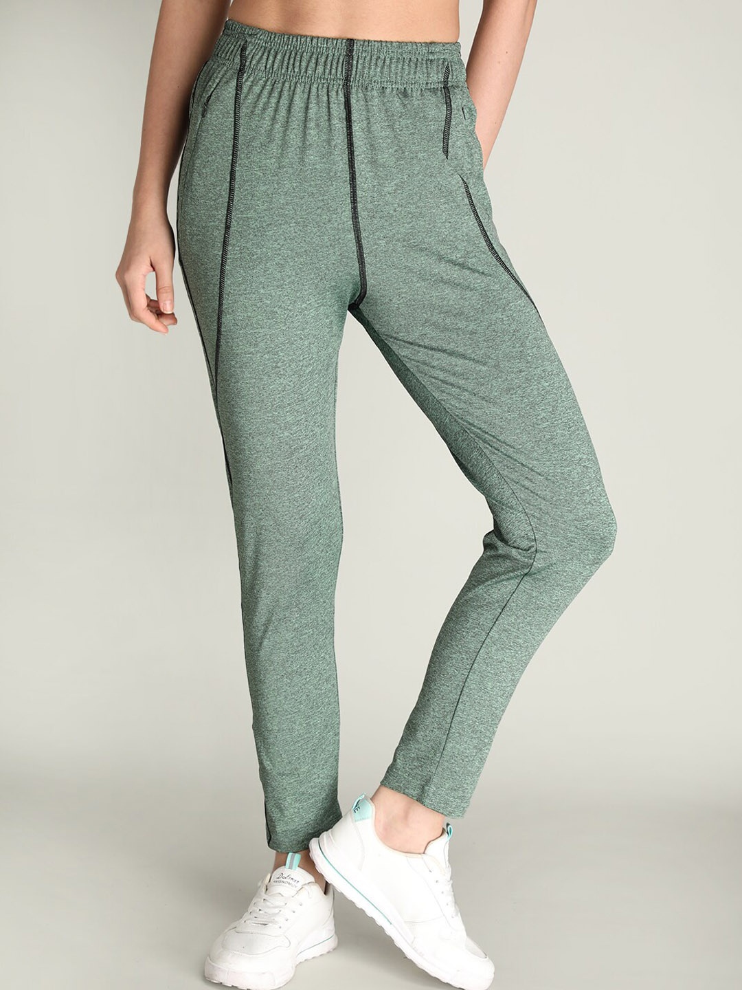 

CHKOKKO Women Green Solid Track Pants