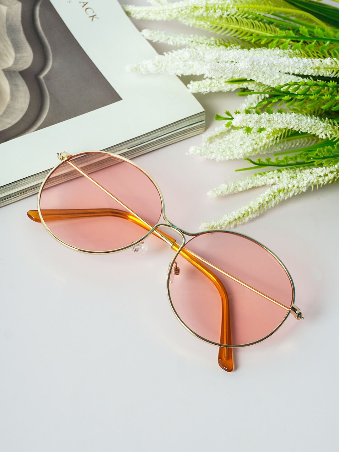 

Ferosh Unisex Brown Lens & Gold-Toned Round Sunglasses, Pink