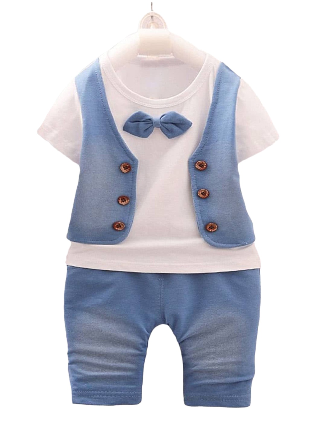 

Hopscotch Boys White Solid T-Shirt And Pant Set with Bow