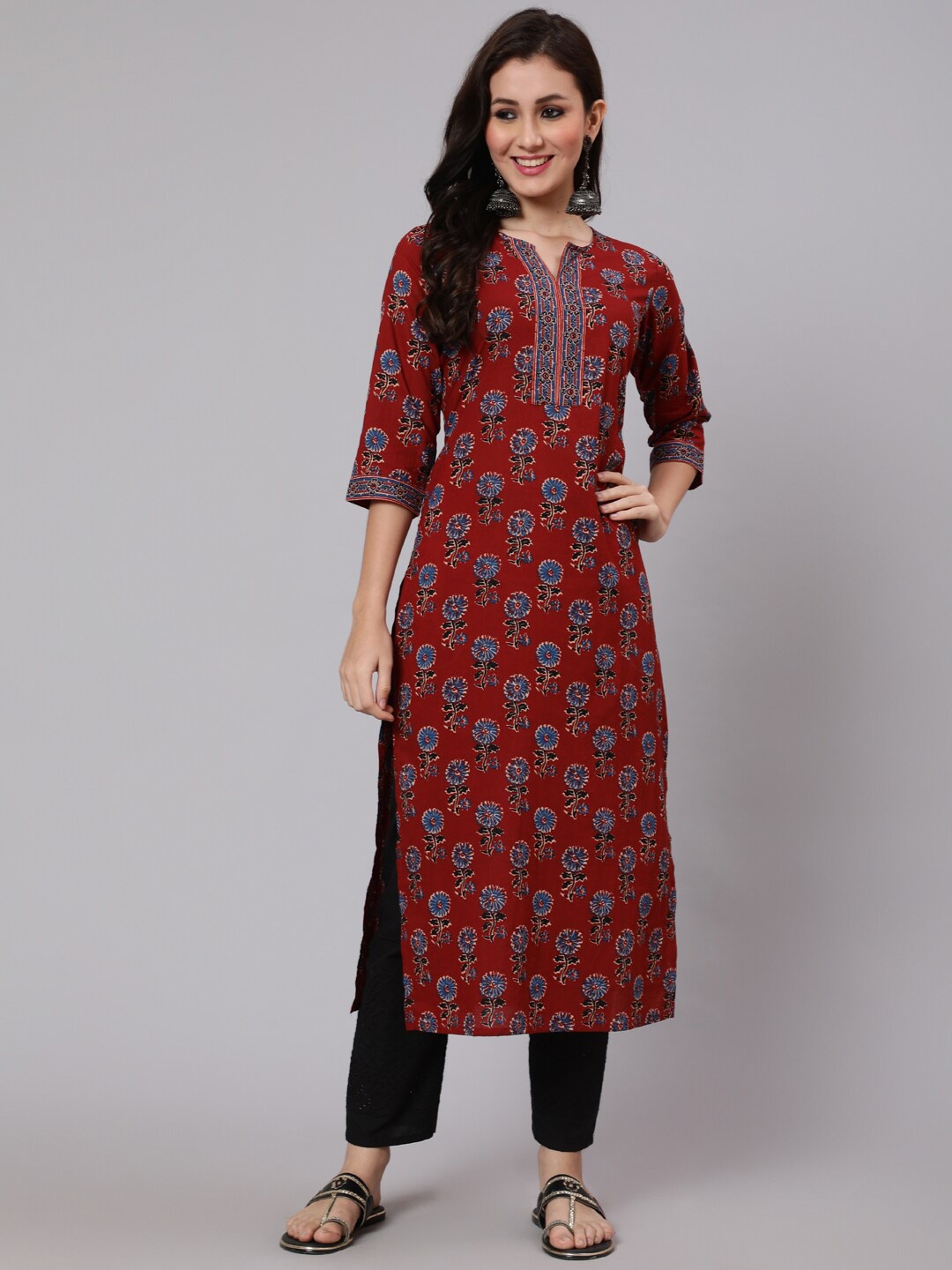 

Nayo Women Maroon Floral Printed Kurta