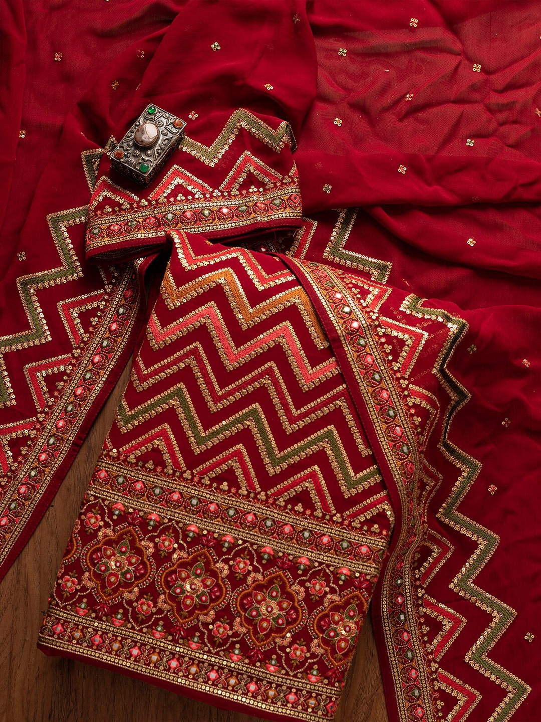 

Koskii Maroon & Gold-Toned Embroidered Unstitched Dress Material