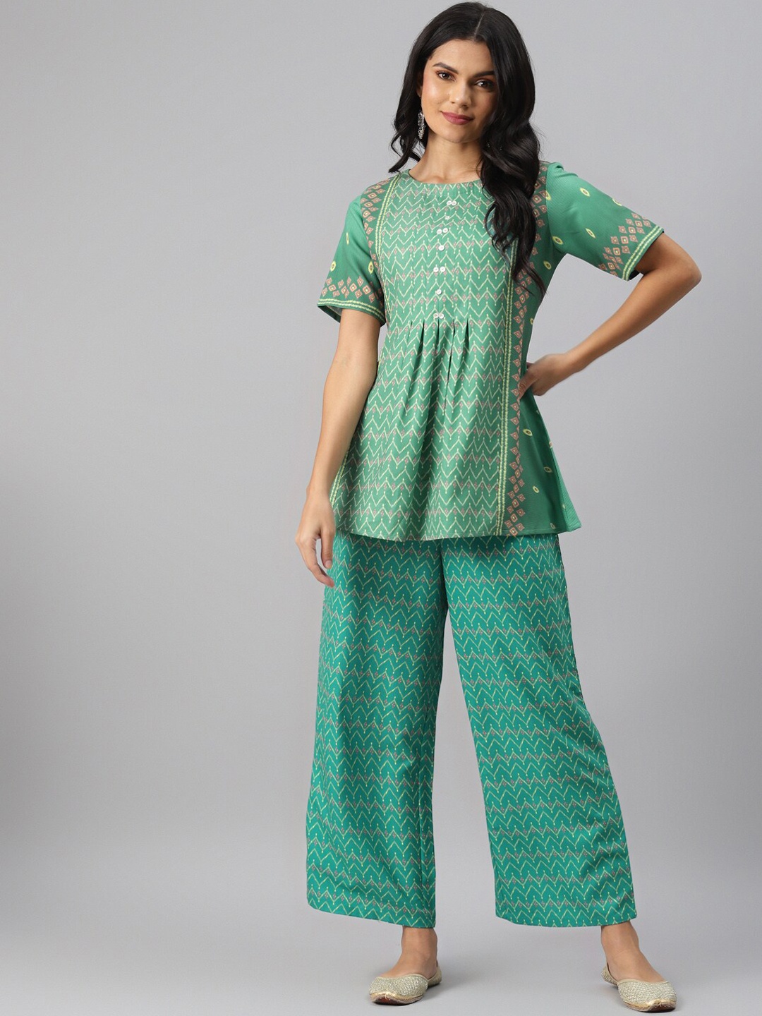 

ZIYAA Women Green Ethnic Motifs Printed Kurti with Palazzos
