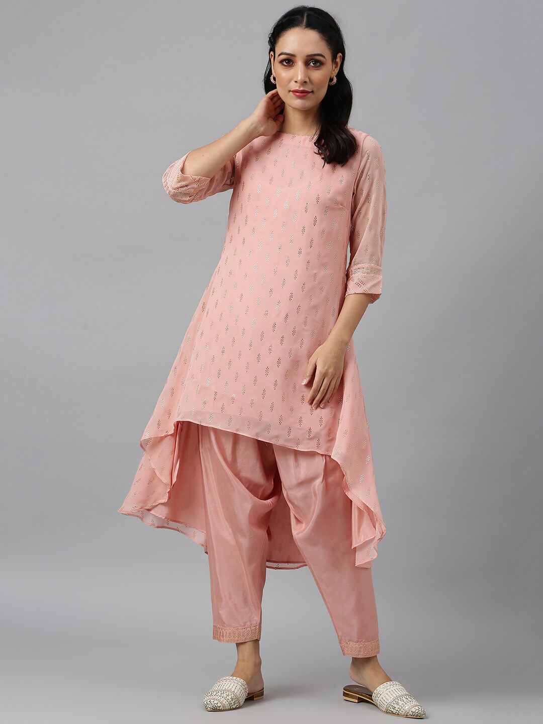

W Women Festive Geometric Print Georgette Kurta With Salwar, Pink