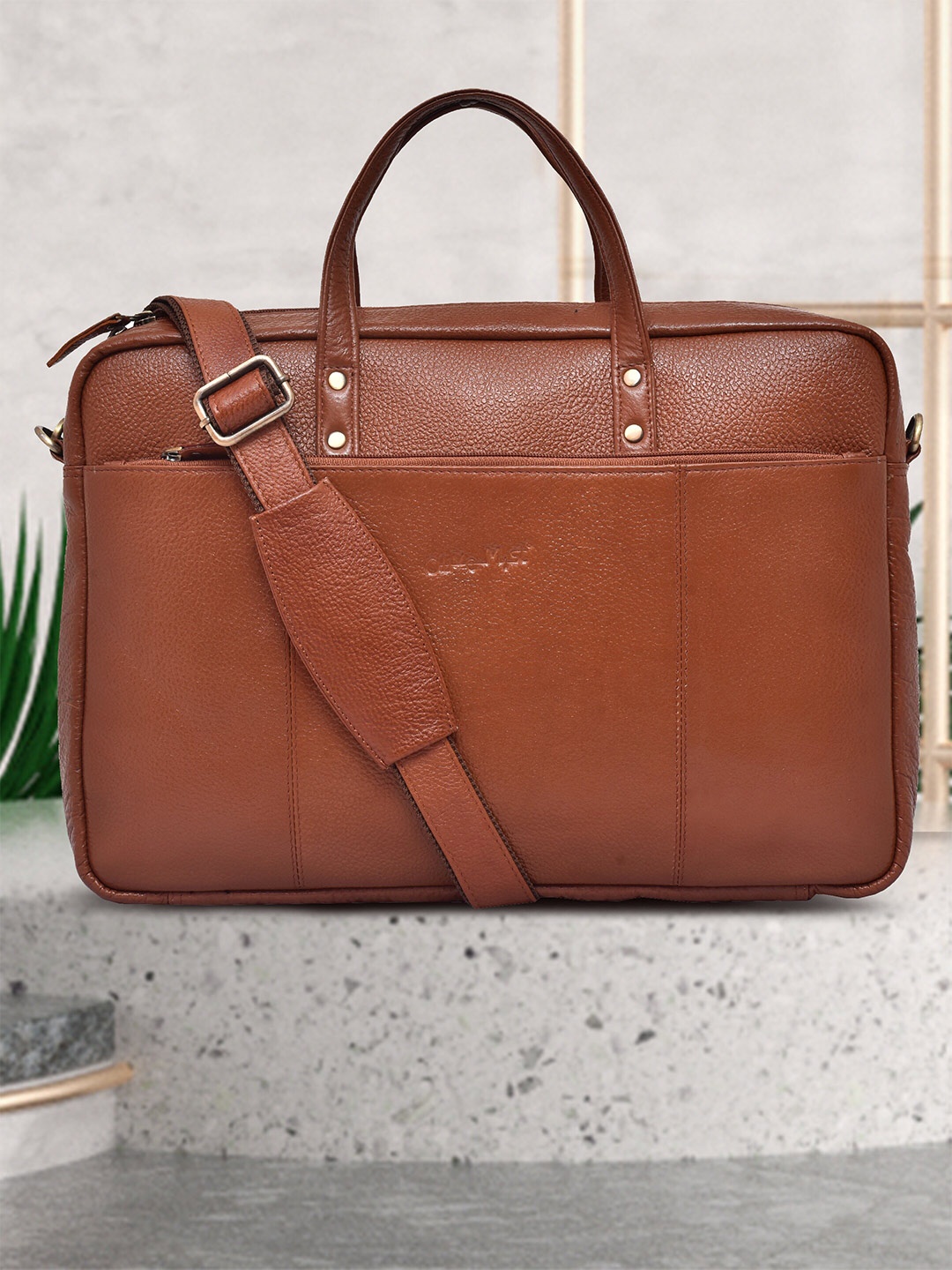 

OLIVE MIST Unisex Tan Leather Laptop Bag