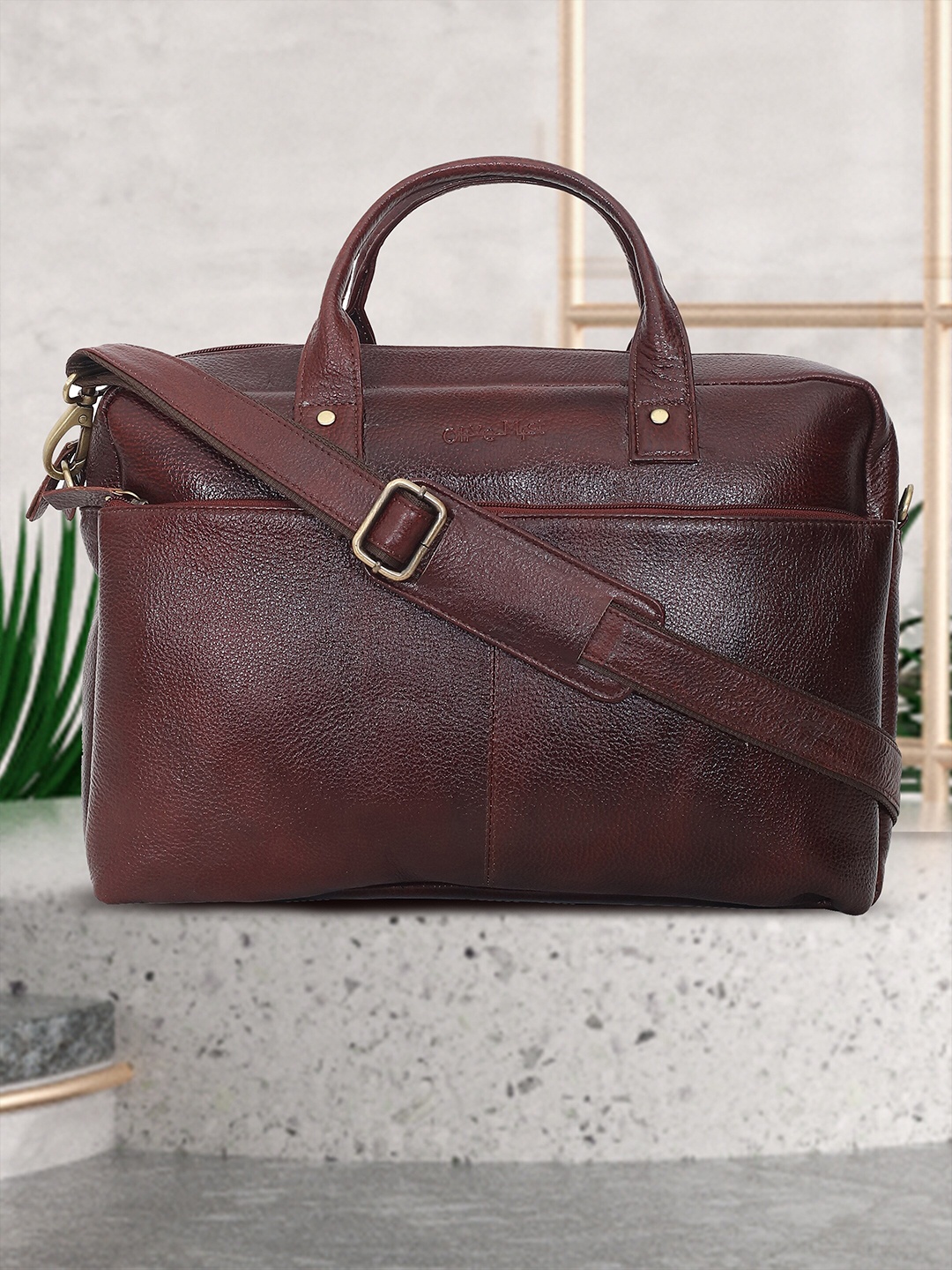 

OLIVE MIST Unisex Brown & Gold-Toned Leather Laptop Bag