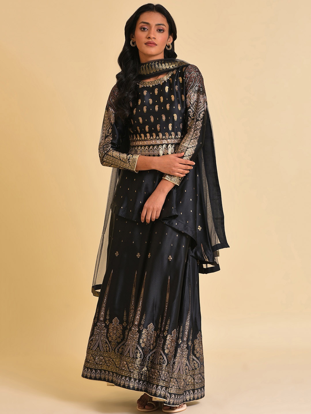 

WISHFUL Women Black Ethnic Motifs Embroidered Empire Kurti with Palazzos