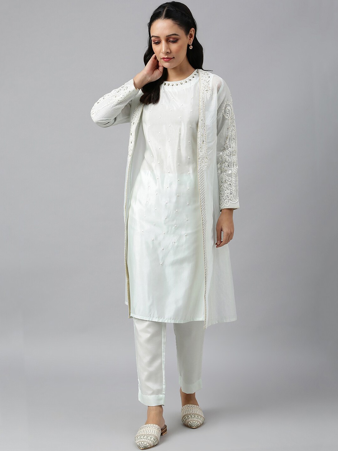 

WISHFUL Women Green Floral Panelled Kurta with Trousers