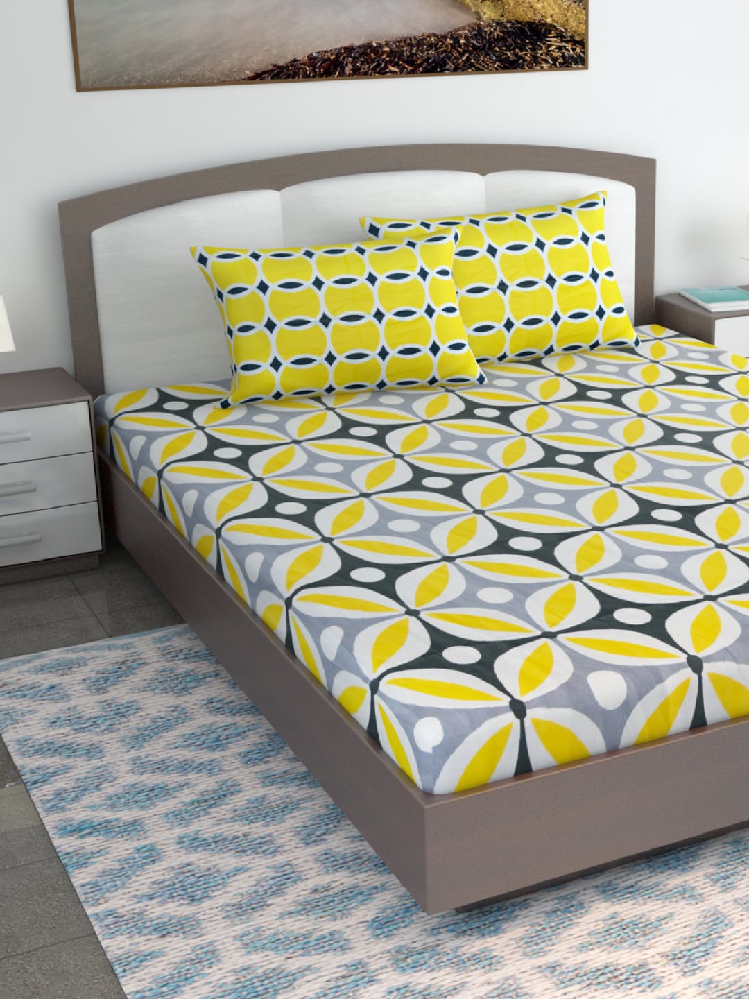 

Divine Casa Yellow & Blue Geometric 120 TC King Bedsheet with 2 Pillow Covers