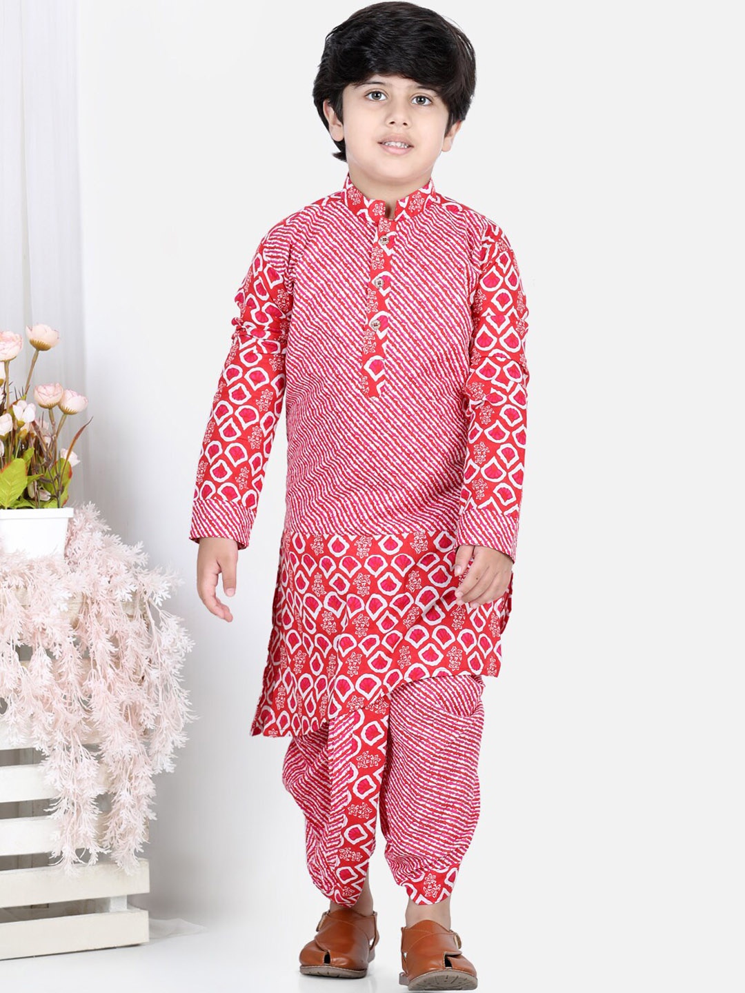 

Kinder Kids Boys Red Floral Printed Pure Cotton Kurta with Dhoti Pants