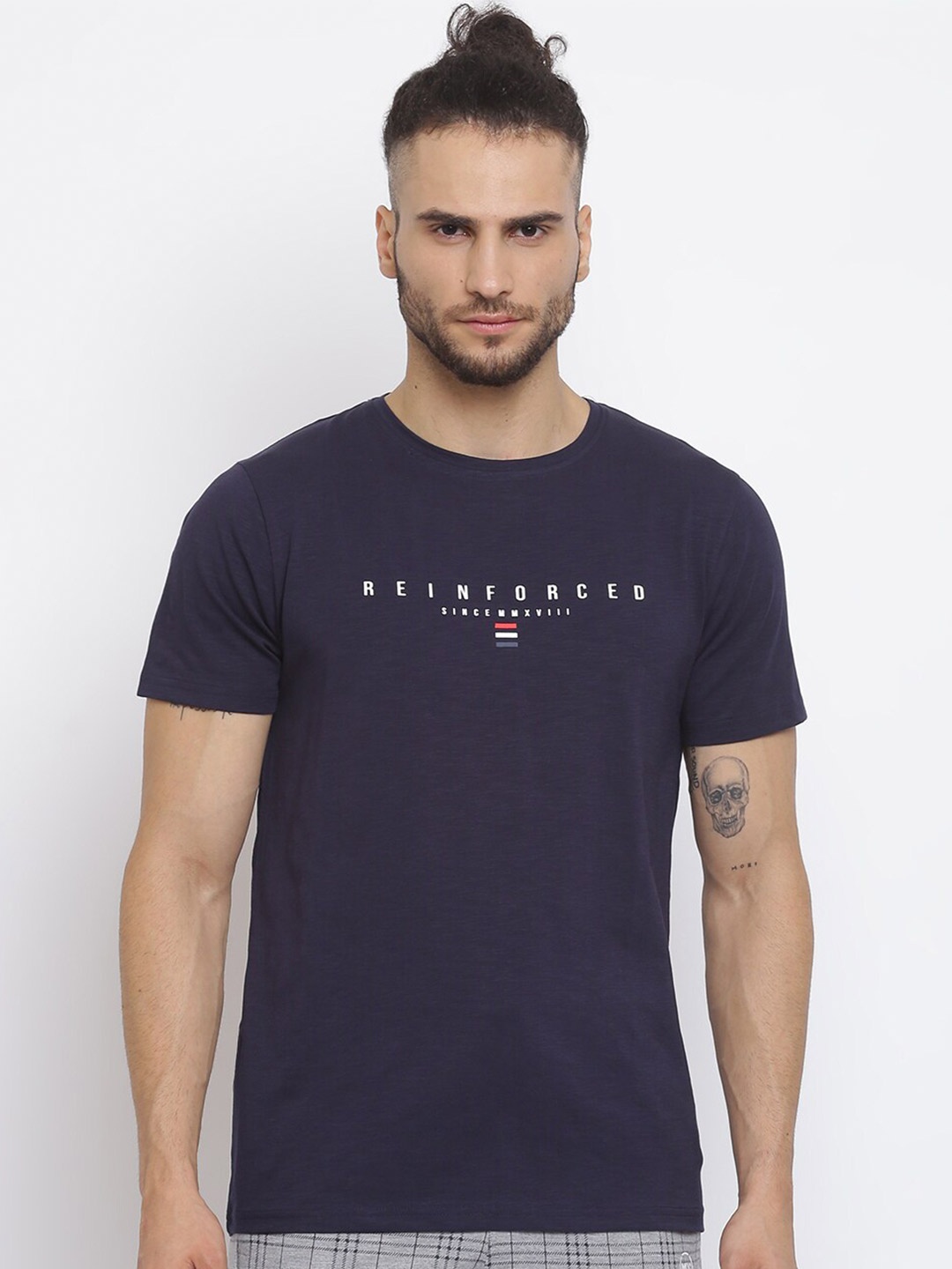 

MKH Men Navy Blue Typography Printed Sports T-shirt