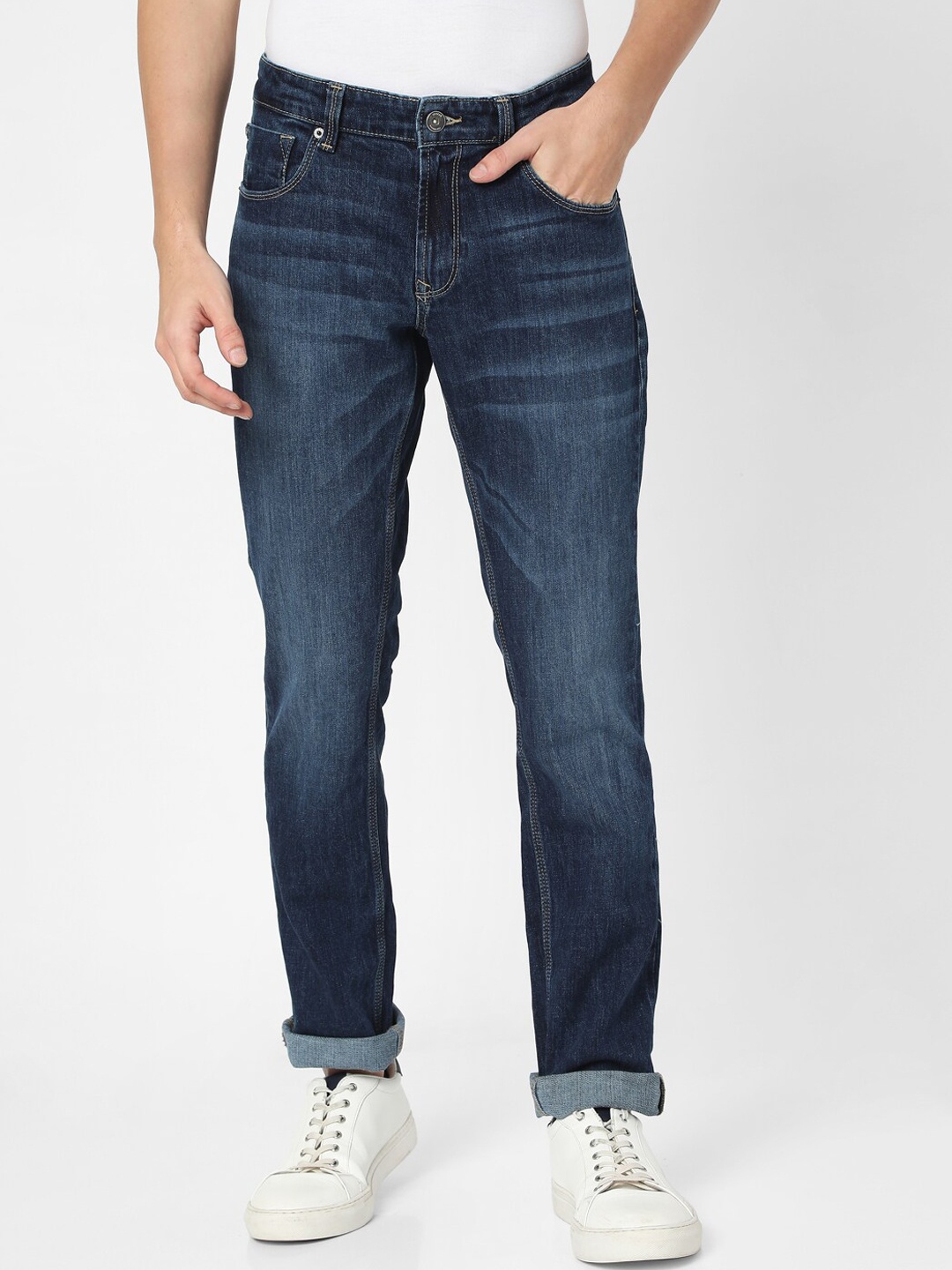 

SPYKAR Men Blue Relaxed Fit Light Fade Jeans
