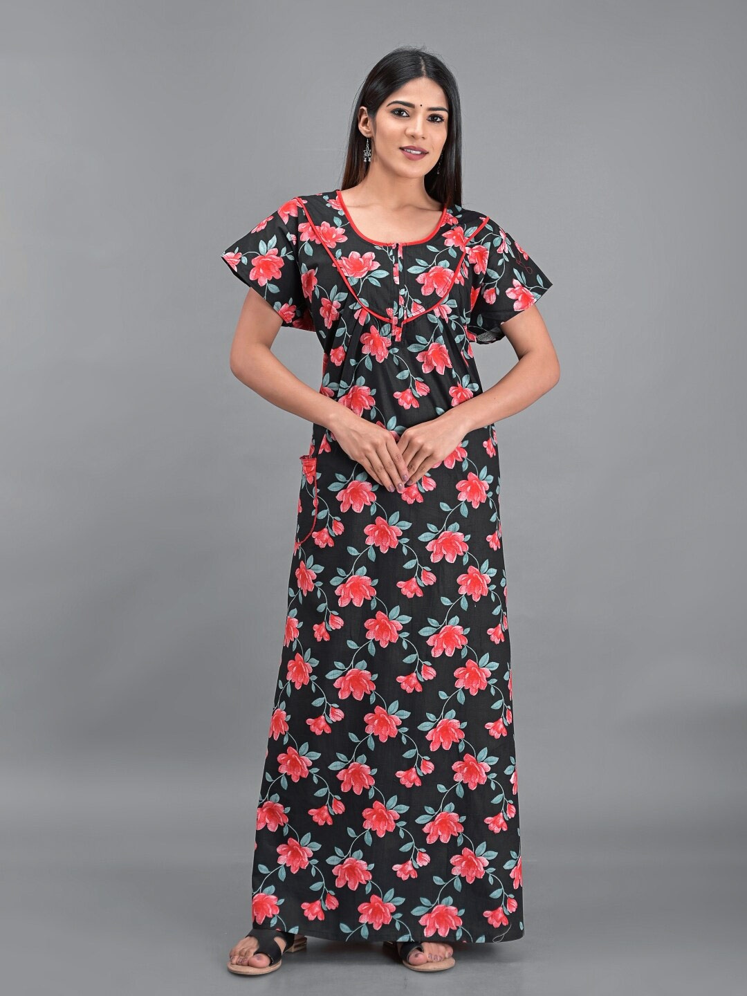 

Apratim Black Printed Maxi Nightdress