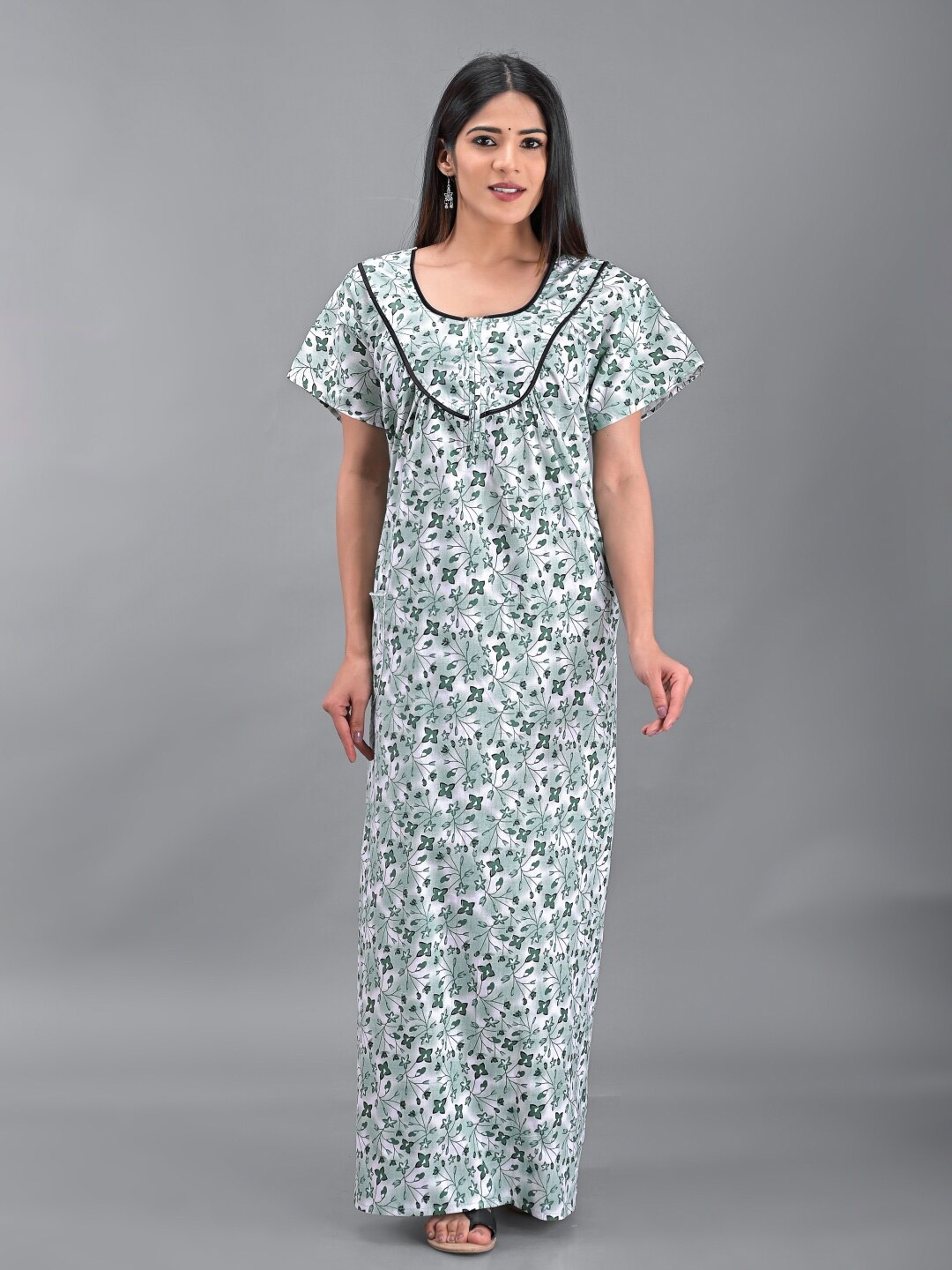 

Apratim Green Maxi Nightdress