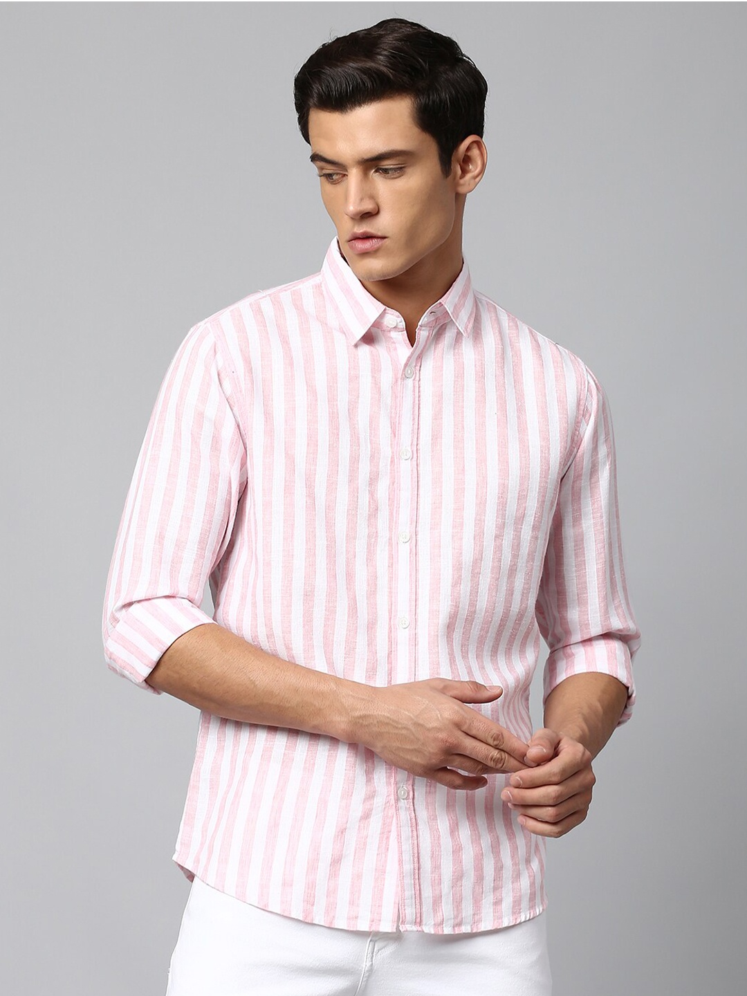 

Dennis Lingo Men Pink Slim Fit Striped Casual Shirt