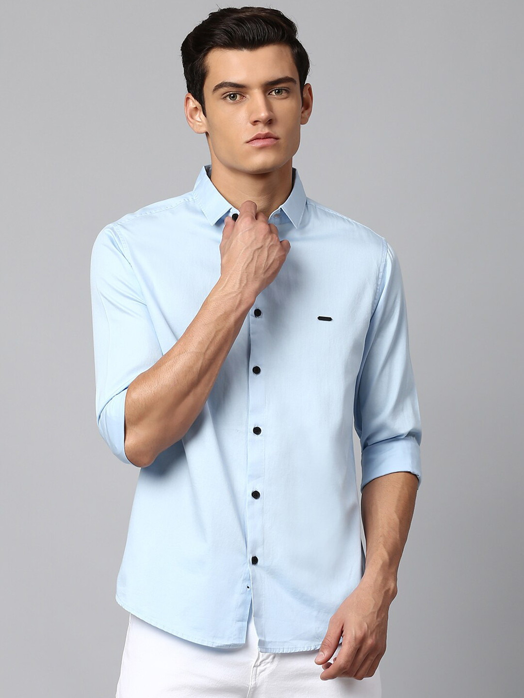 

Dennis Lingo Men's Sky Blue Slim Fit Cotton Casual Shirt
