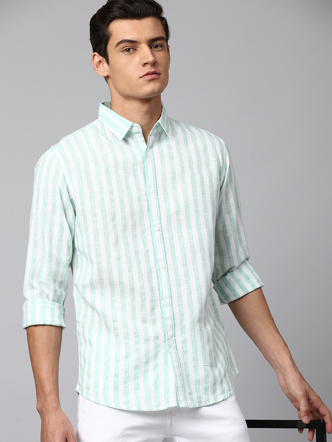 

Dennis Lingo Men Green Slim Fit Striped Casual Shirt