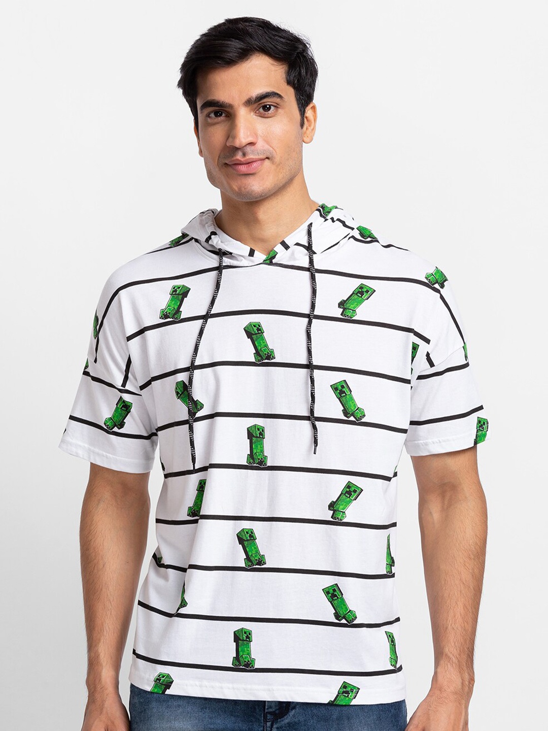 

Globus Men White & Black Striped T-shirt
