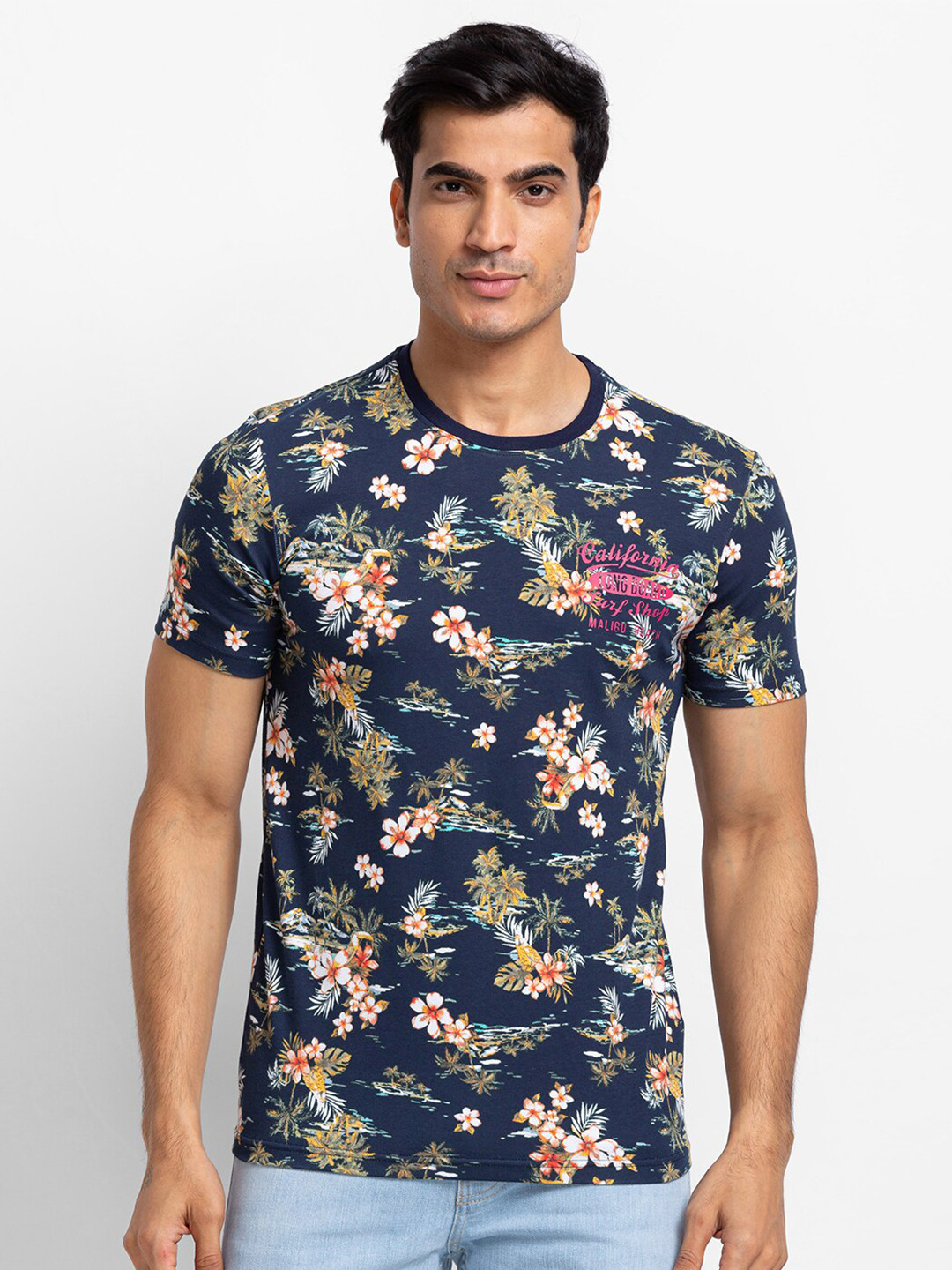 

Globus Men Navy Blue Floral Printed Tropical Slim Fit Cotton T-shirt