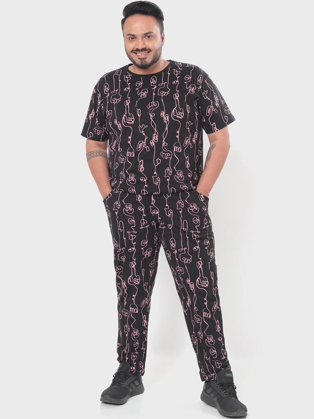 

Bewakoof Men Black Printed Cotton Co-Ords