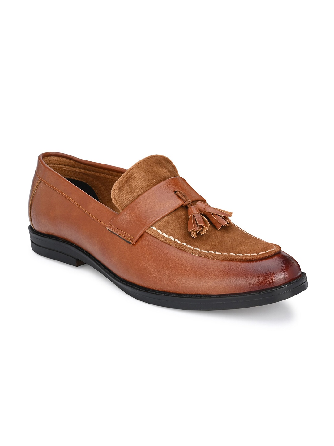 

mr wonker Men Tan Solid Loafers