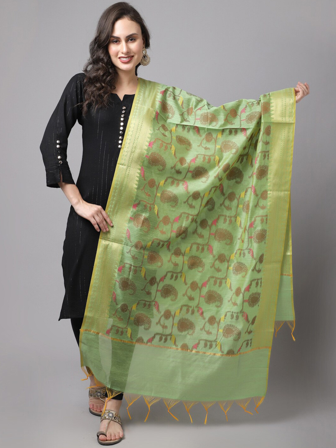 

LOOM LEGACY Green & Gold-Toned Paisley Woven Design Cotton Silk Dupatta with Zari