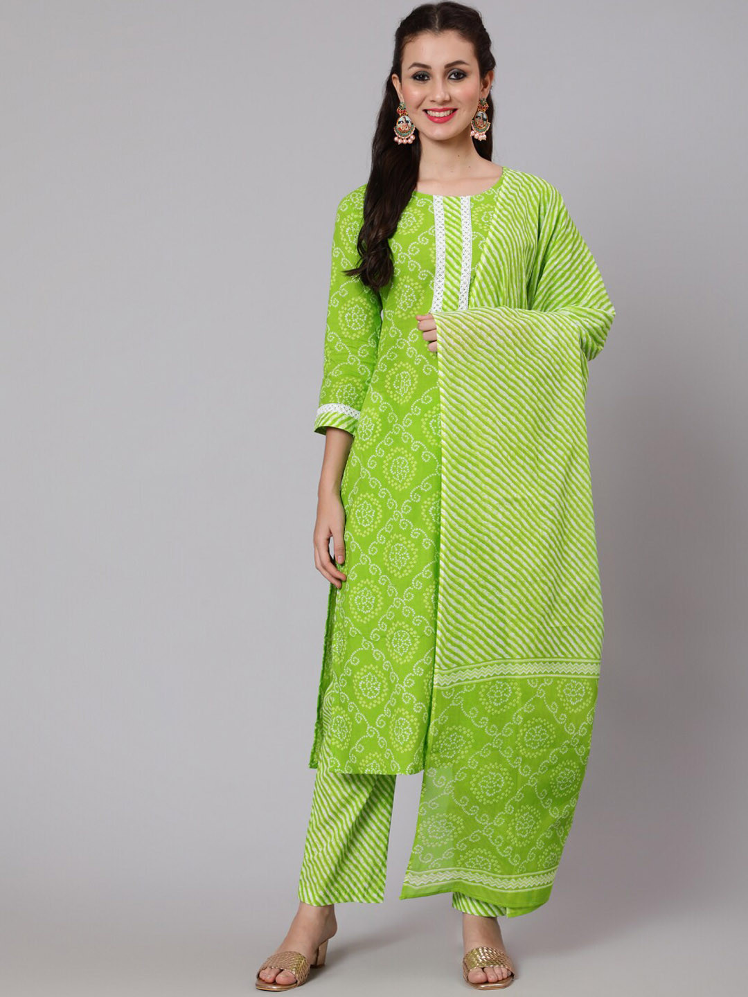 

GLAM ROOTS Women Green Ethnic Motifs Printed Pleated Pure Cotton Kurti with Salwar & With Dupatta