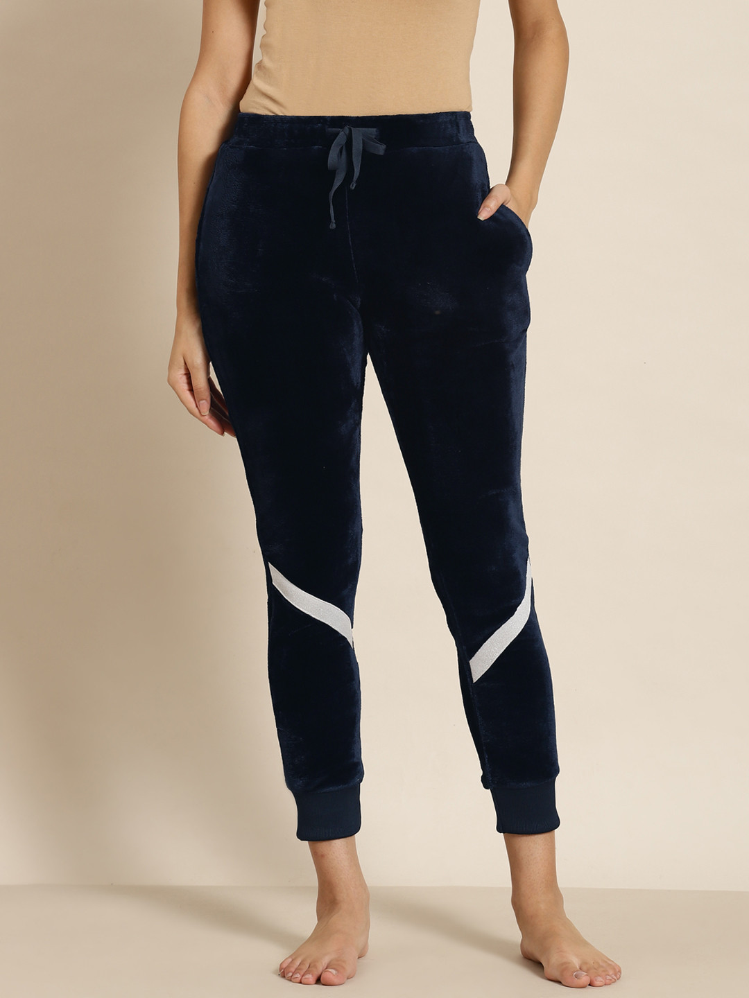 

Sweet Dreams Women Navy Blue Solid Lounge Joggers