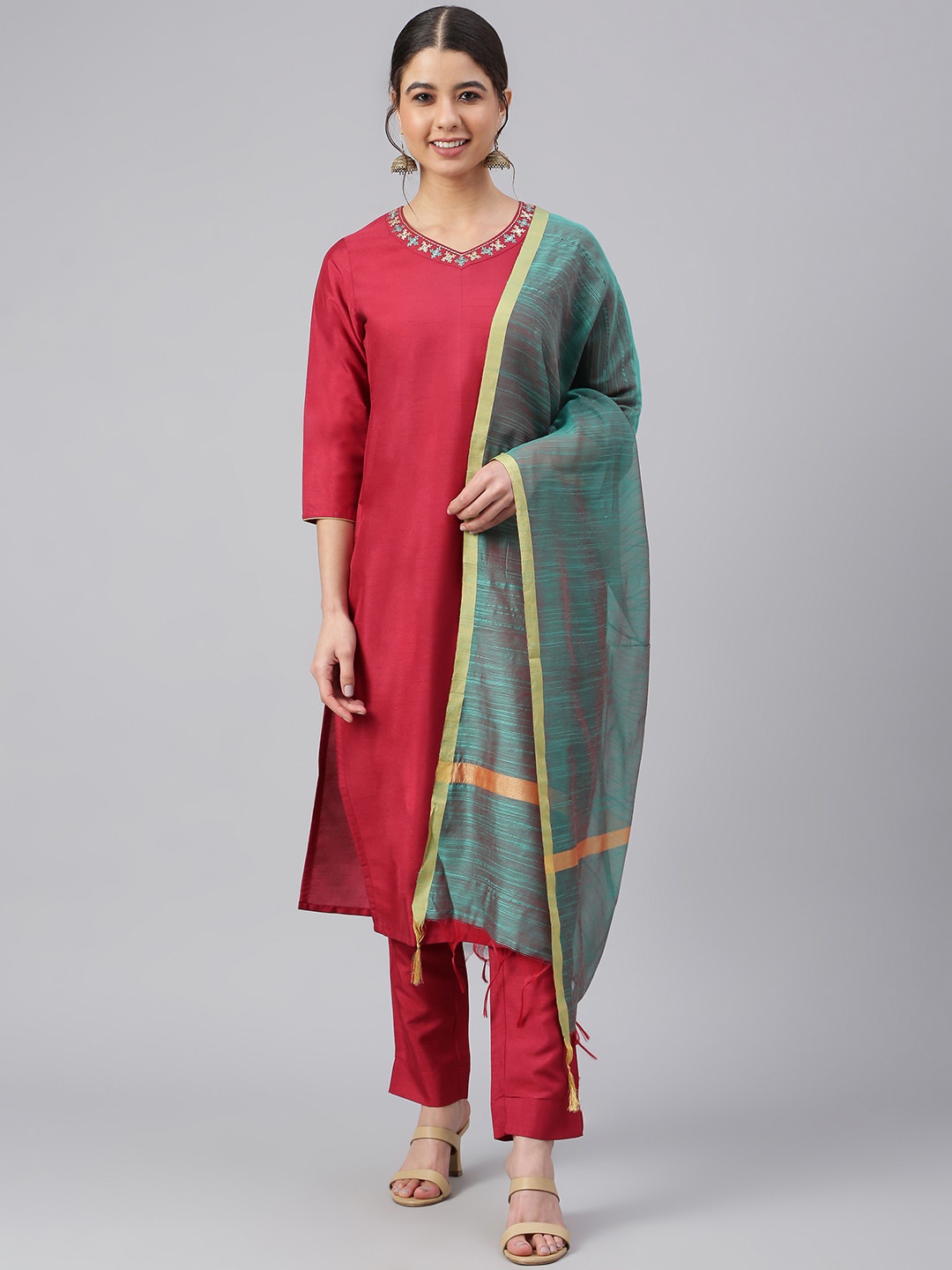 

Janasya Women Maroon Crepe Silk Solid Kurta with Trousers and Dupatta