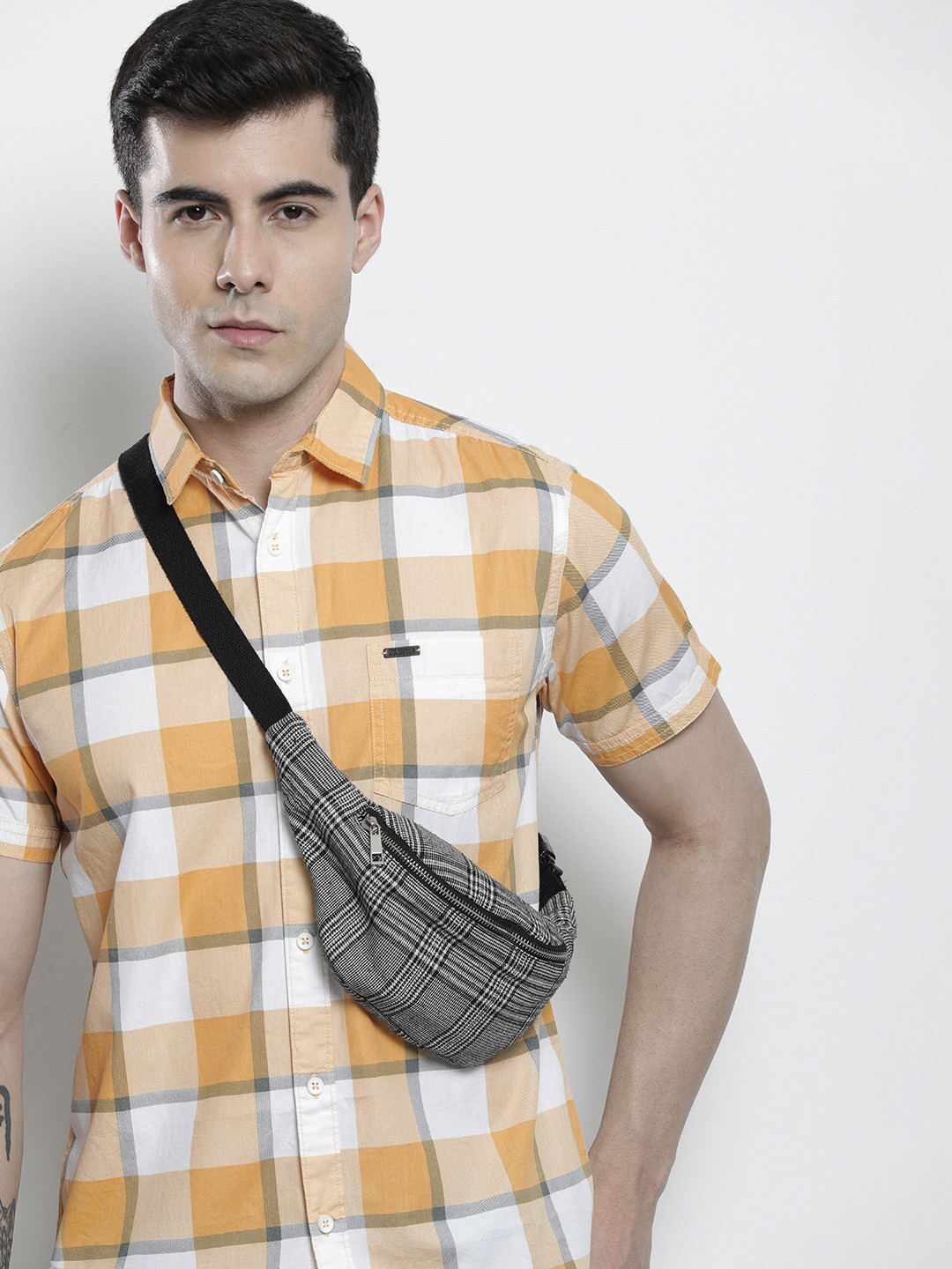 

The Indian Garage Co Men Checked Casual Shirt, Yellow