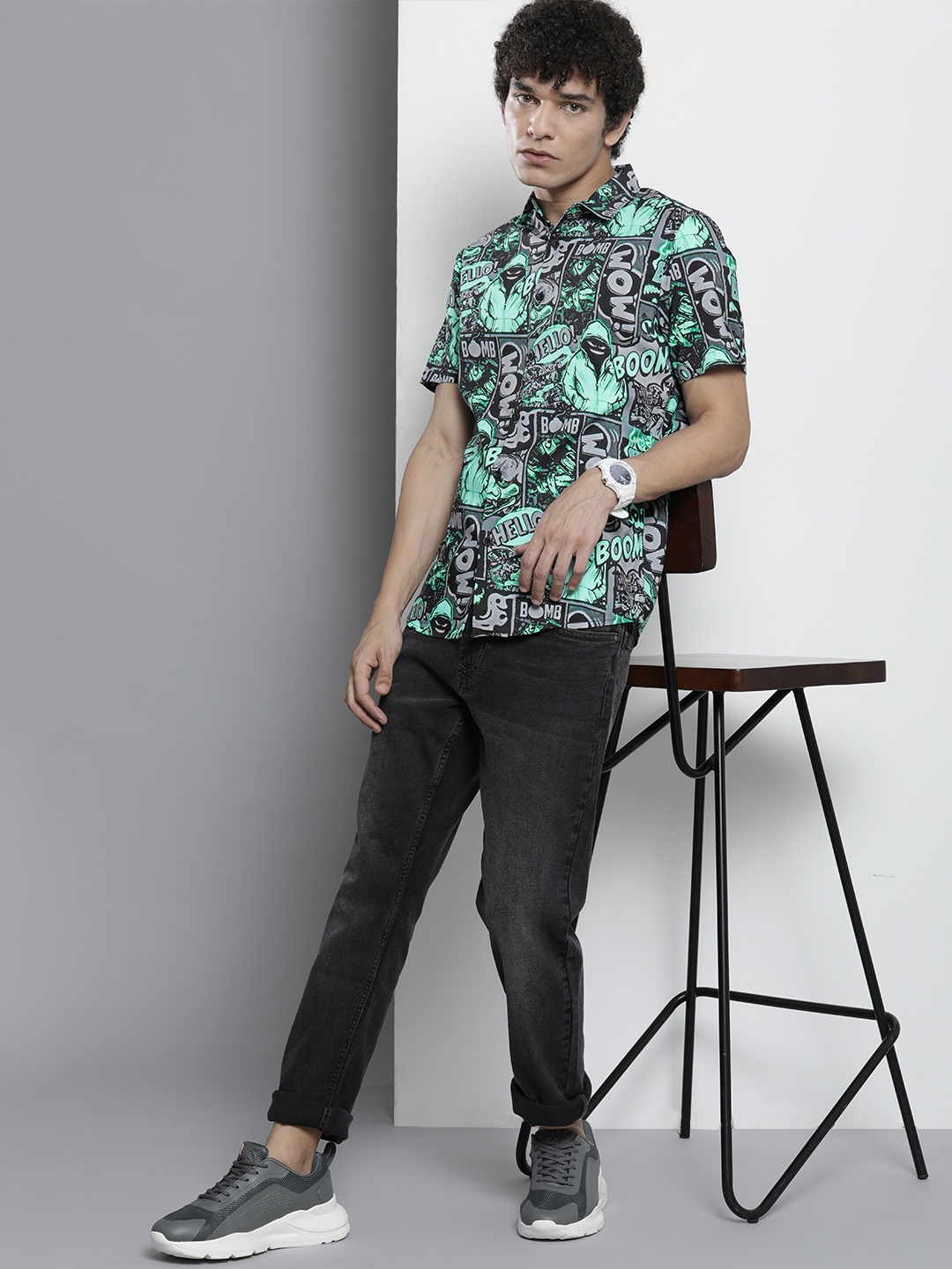 

The Indian Garage Co Men Black Slim Fit Abstract Printed Resortwear Shirt