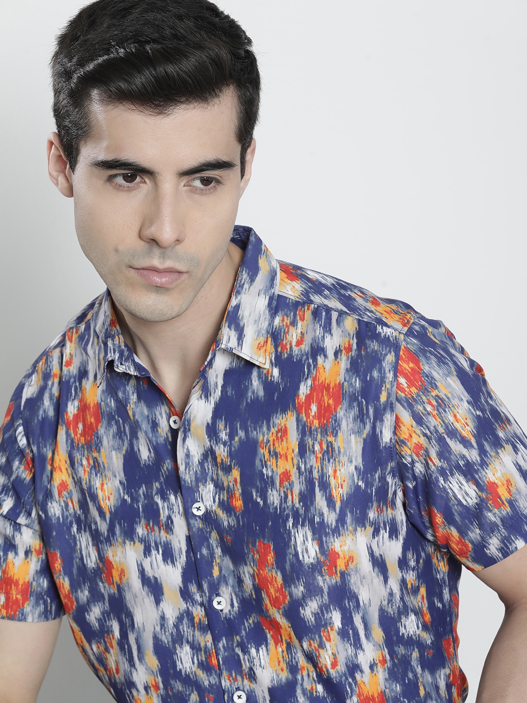 

The Indian Garage Co Men Blue Abstract Printed Casual Shirt