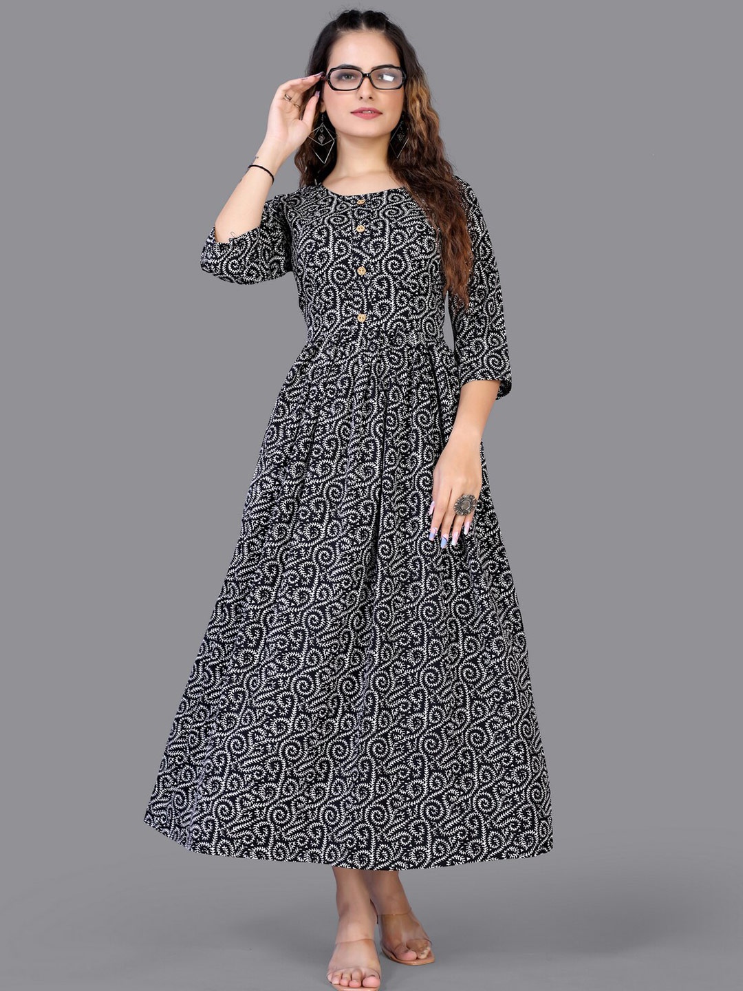 

Fashion FRICKS Women Black Ethnic Motifs Maxi Dress