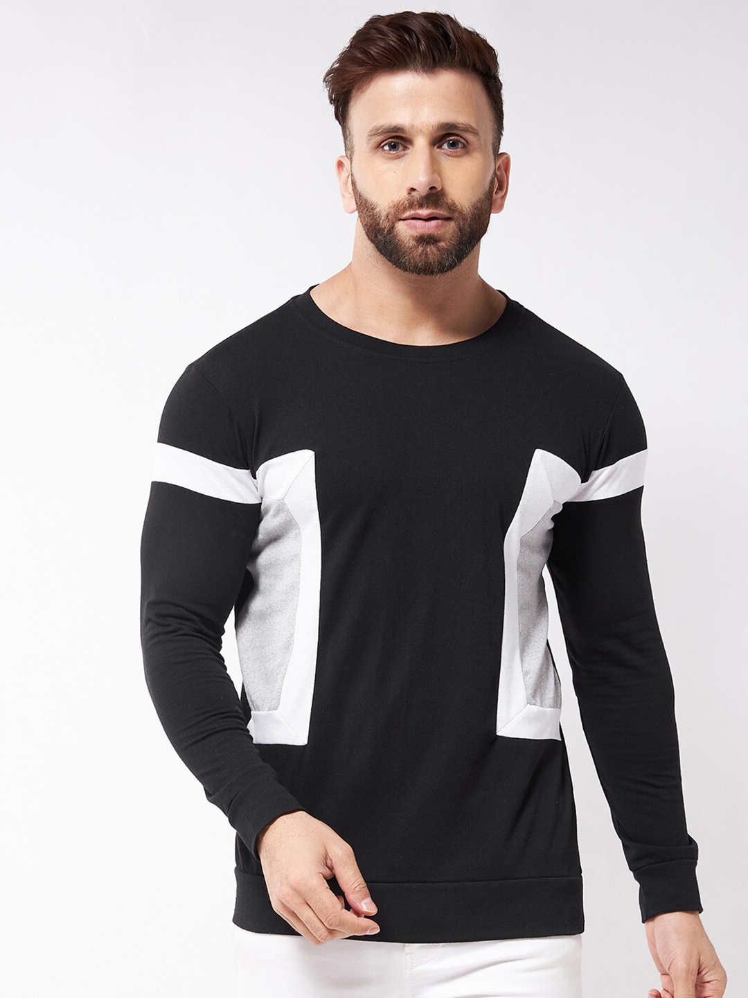 

GRITSTONES Men Black Colourblocked T-shirt