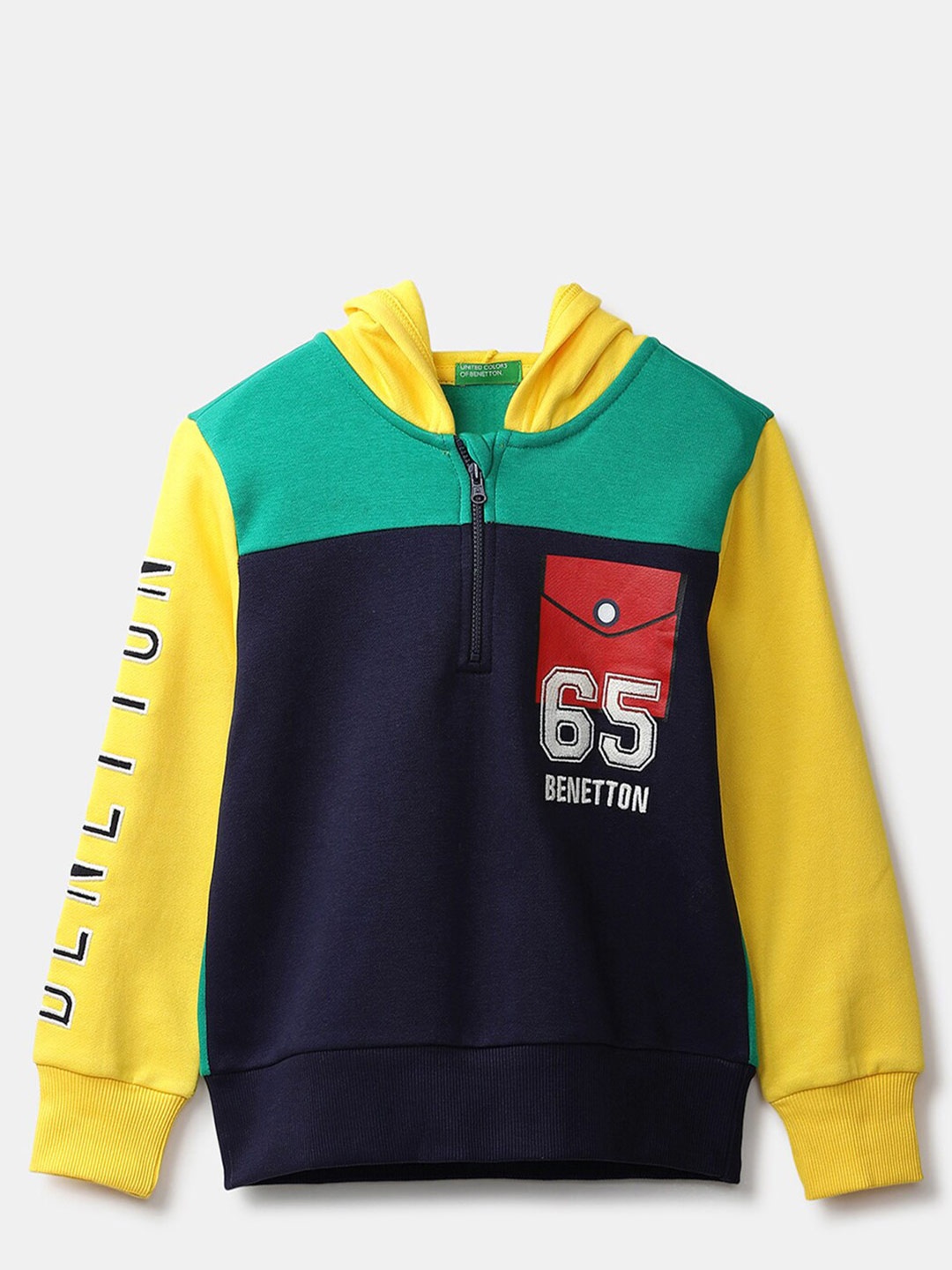 

United Colors of Benetton Boys Navy Blue Colourblocked Sweatshirt