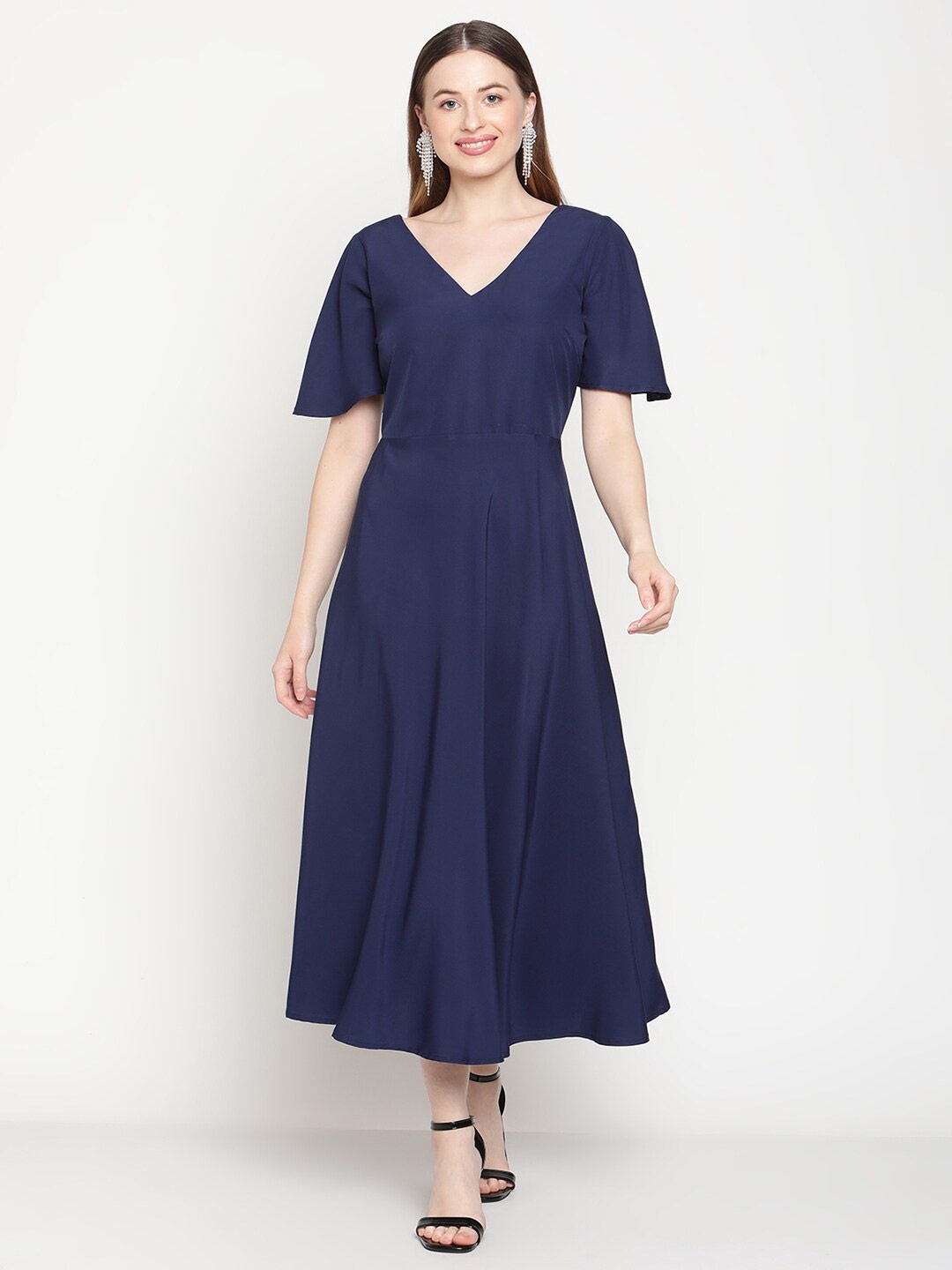 

COASTLAND Women Navy Blue Solid Crepe Polyester Maxi Dress